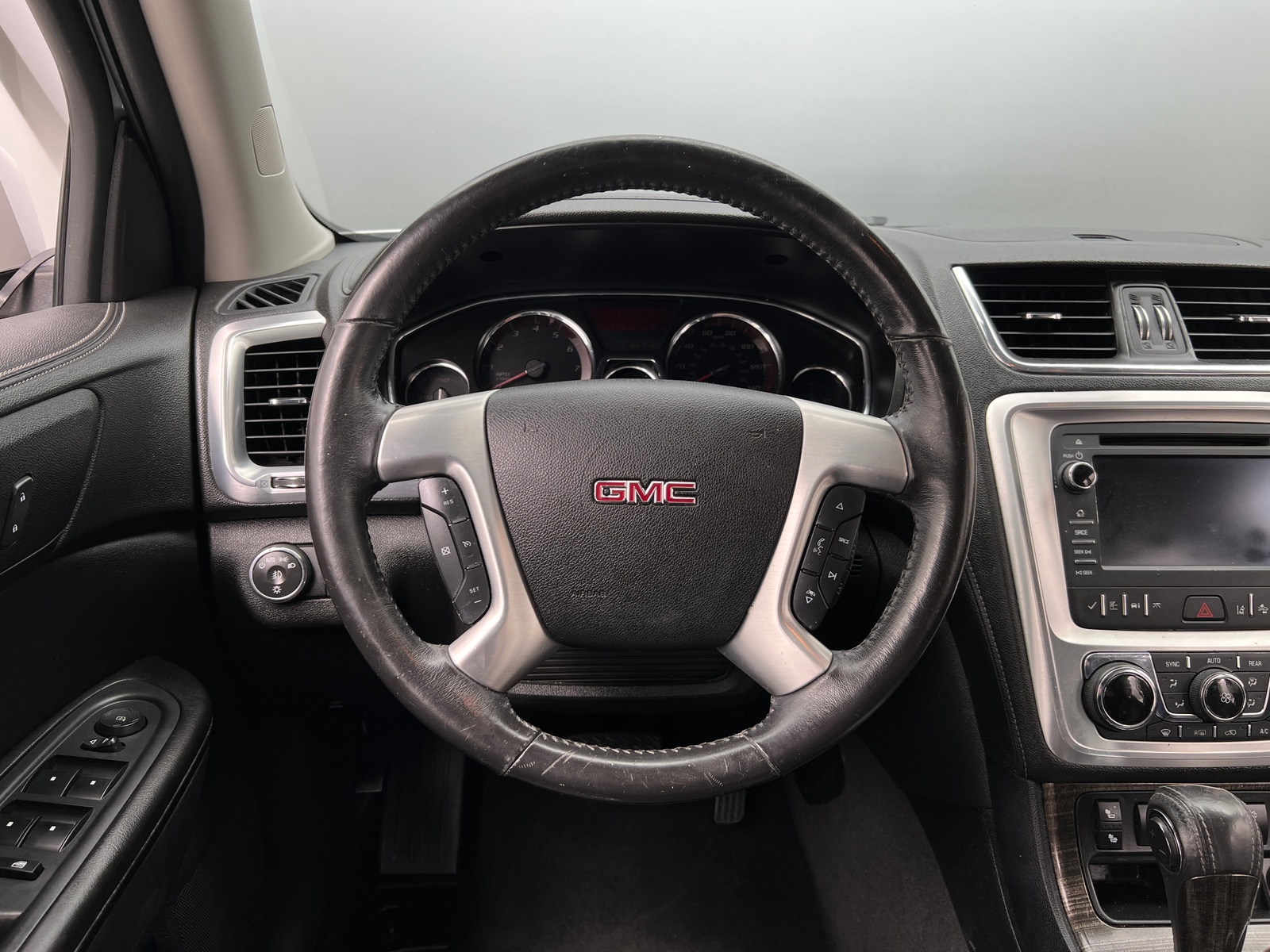 Thumbnail: 2016 GMC Acadia - 4