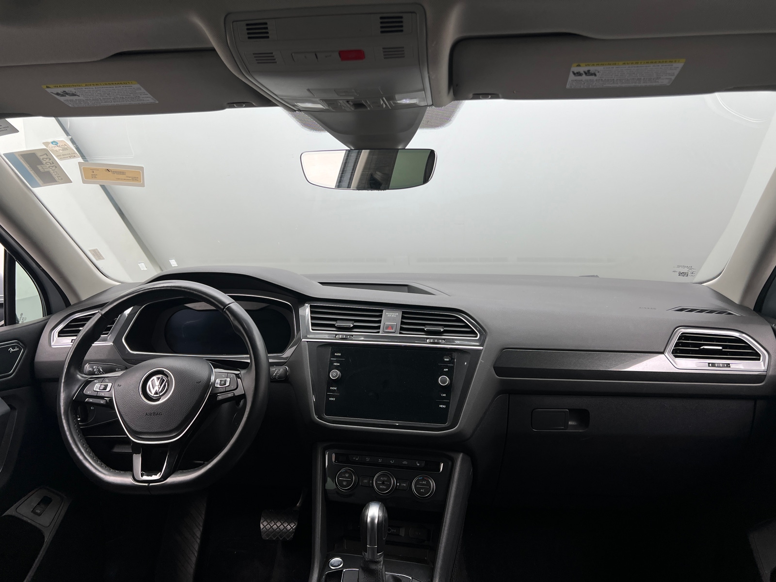 Thumbnail: 2018 Volkswagen Tiguan - 2