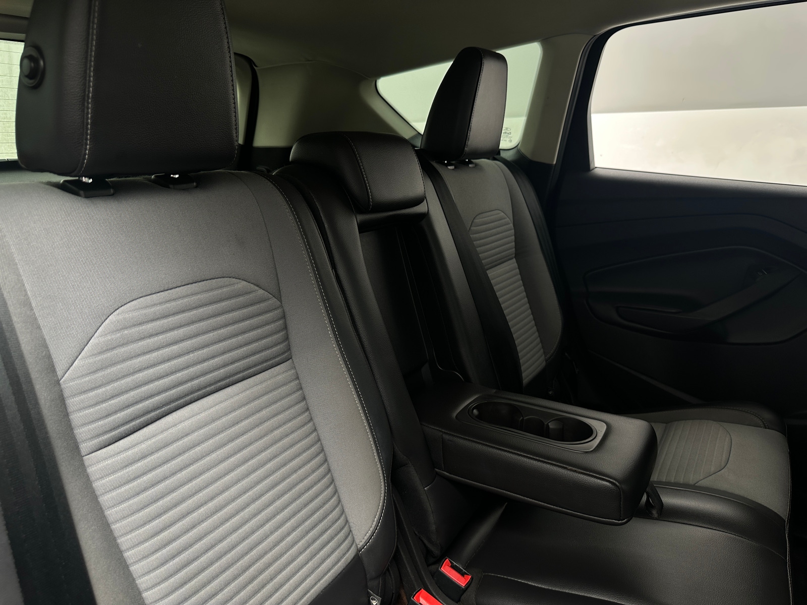 Thumbnail: 2017 Ford Escape - 6