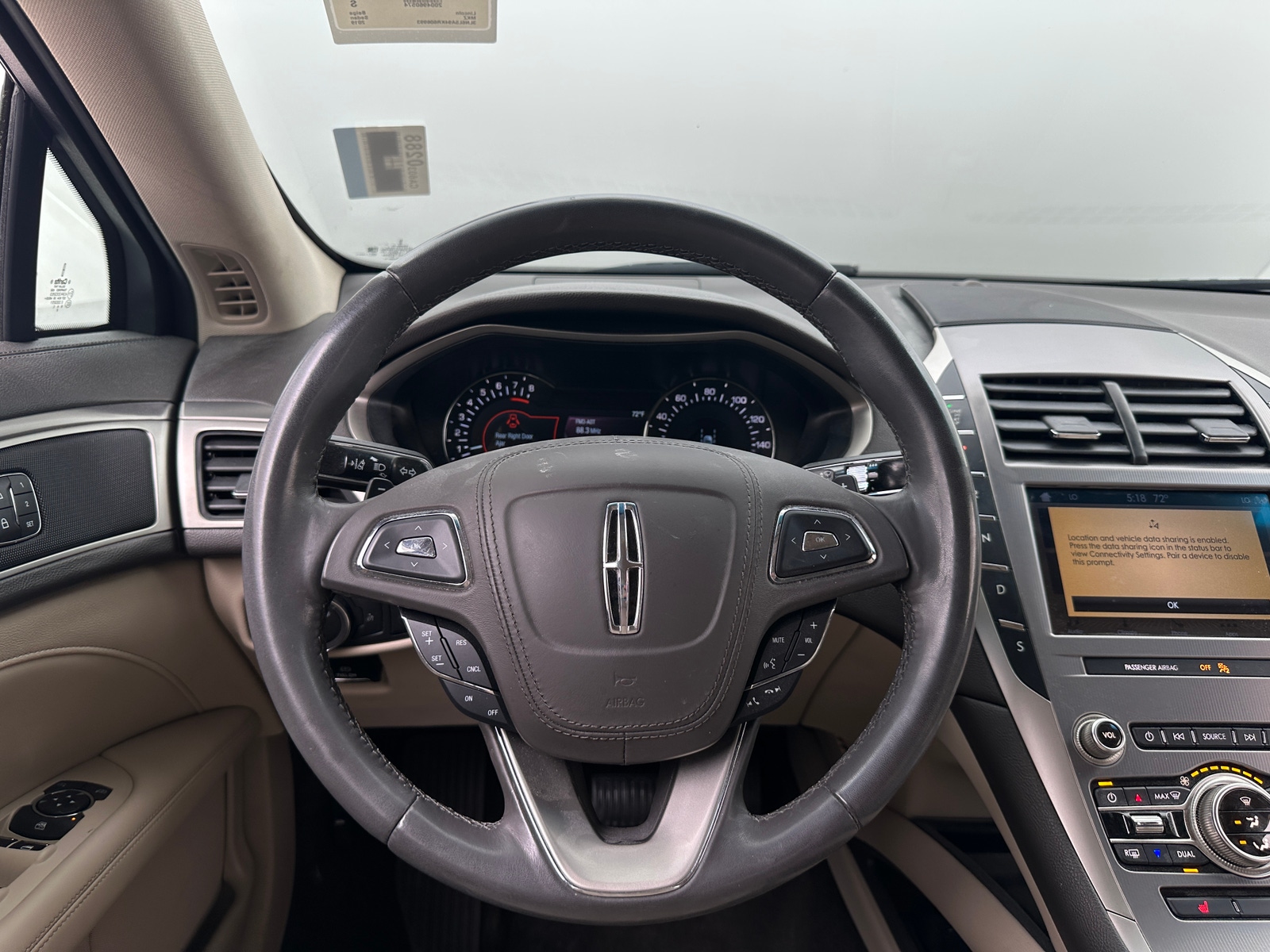 Thumbnail: 2019 Lincoln MKZ - 4