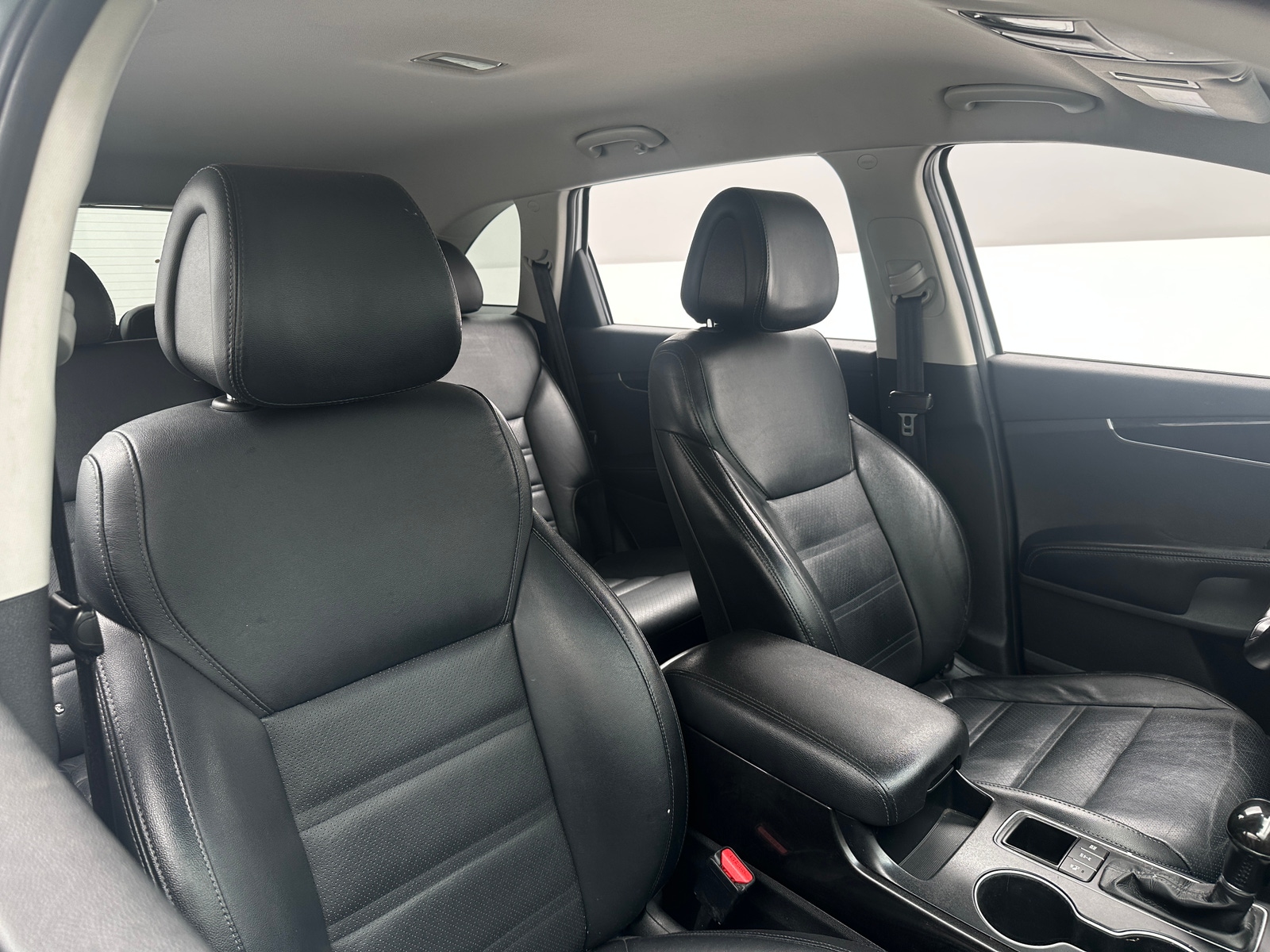 Thumbnail: 2016 Kia Sorento - 2