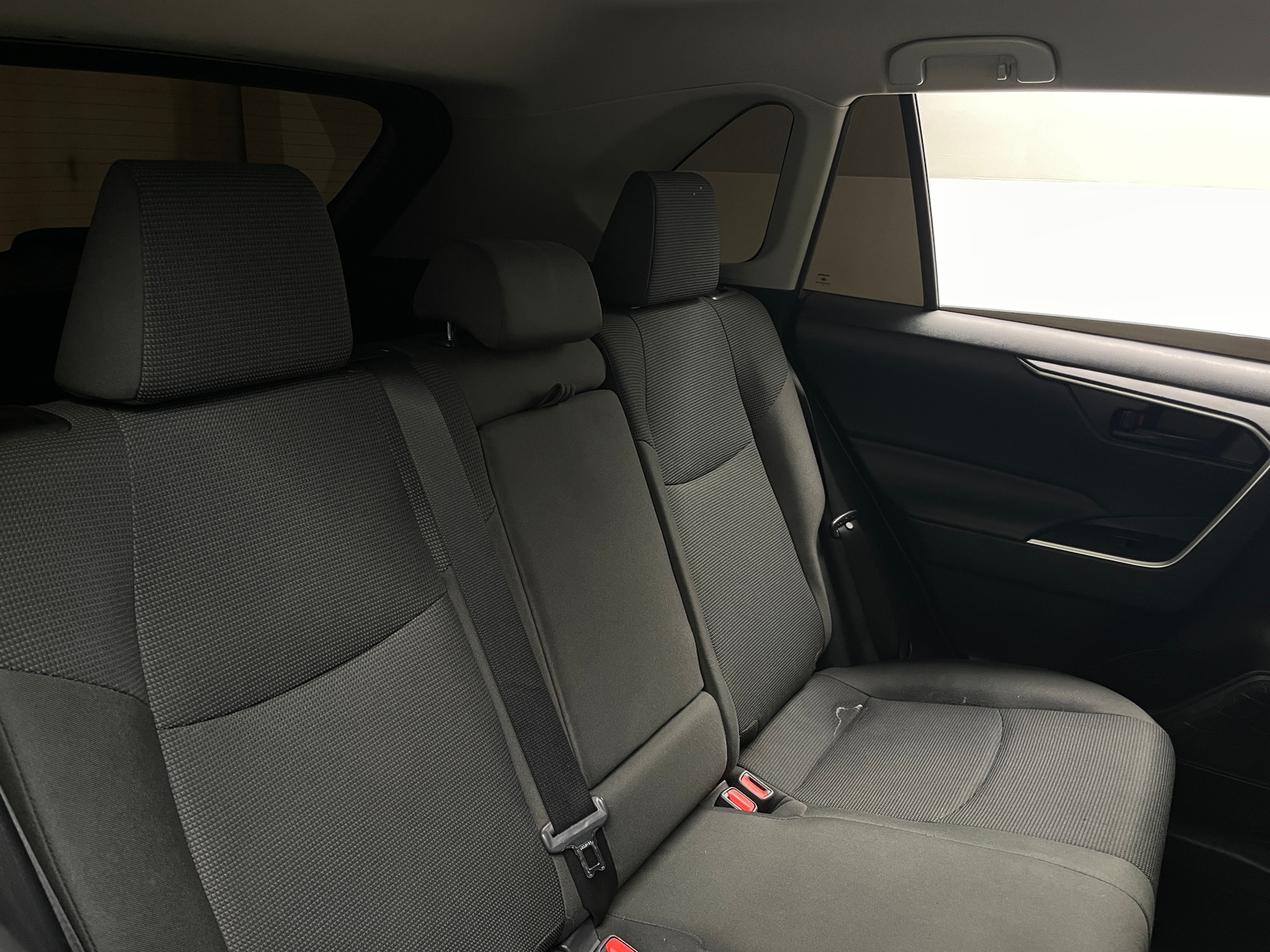 Thumbnail: 2020 Toyota RAV4 - 6