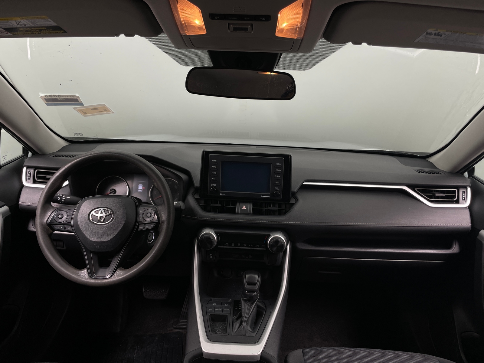 Thumbnail: 2020 Toyota RAV4 - 3