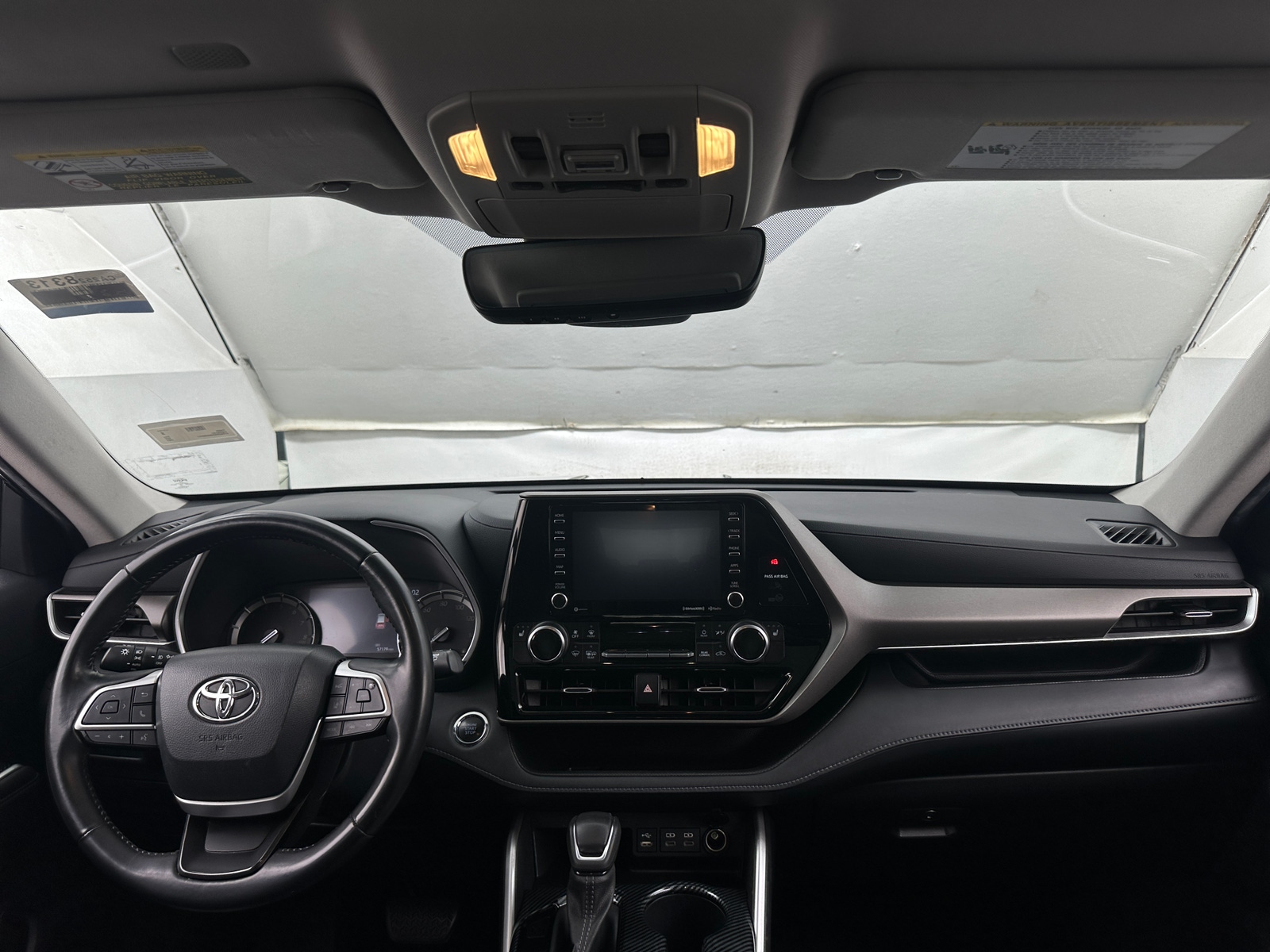 Thumbnail: 2022 Toyota Highlander - 2