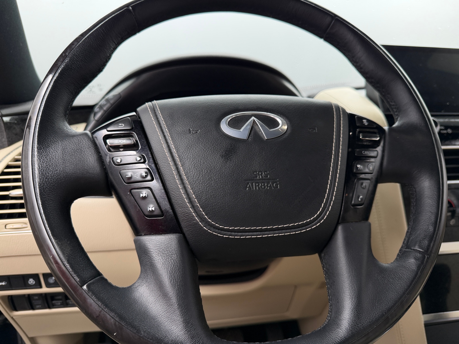 Thumbnail: 2023 INFINITI QX80 - 5