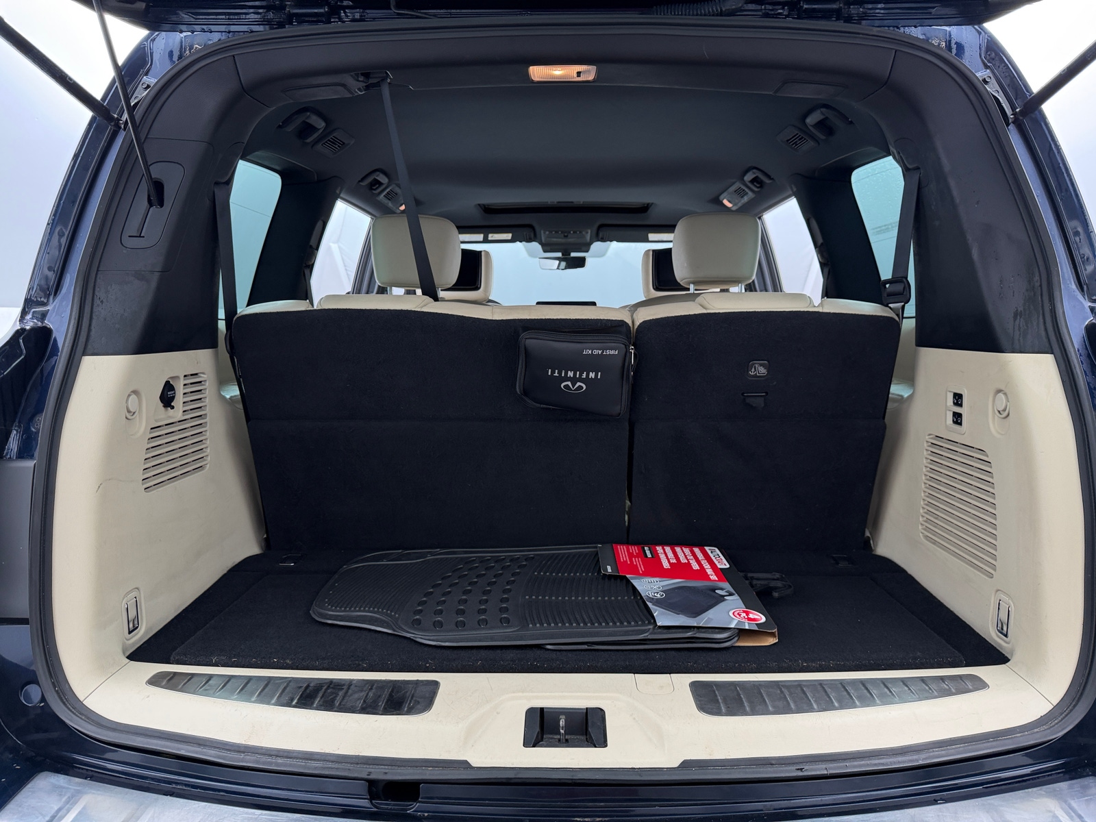 Thumbnail: 2023 INFINITI QX80 - 7