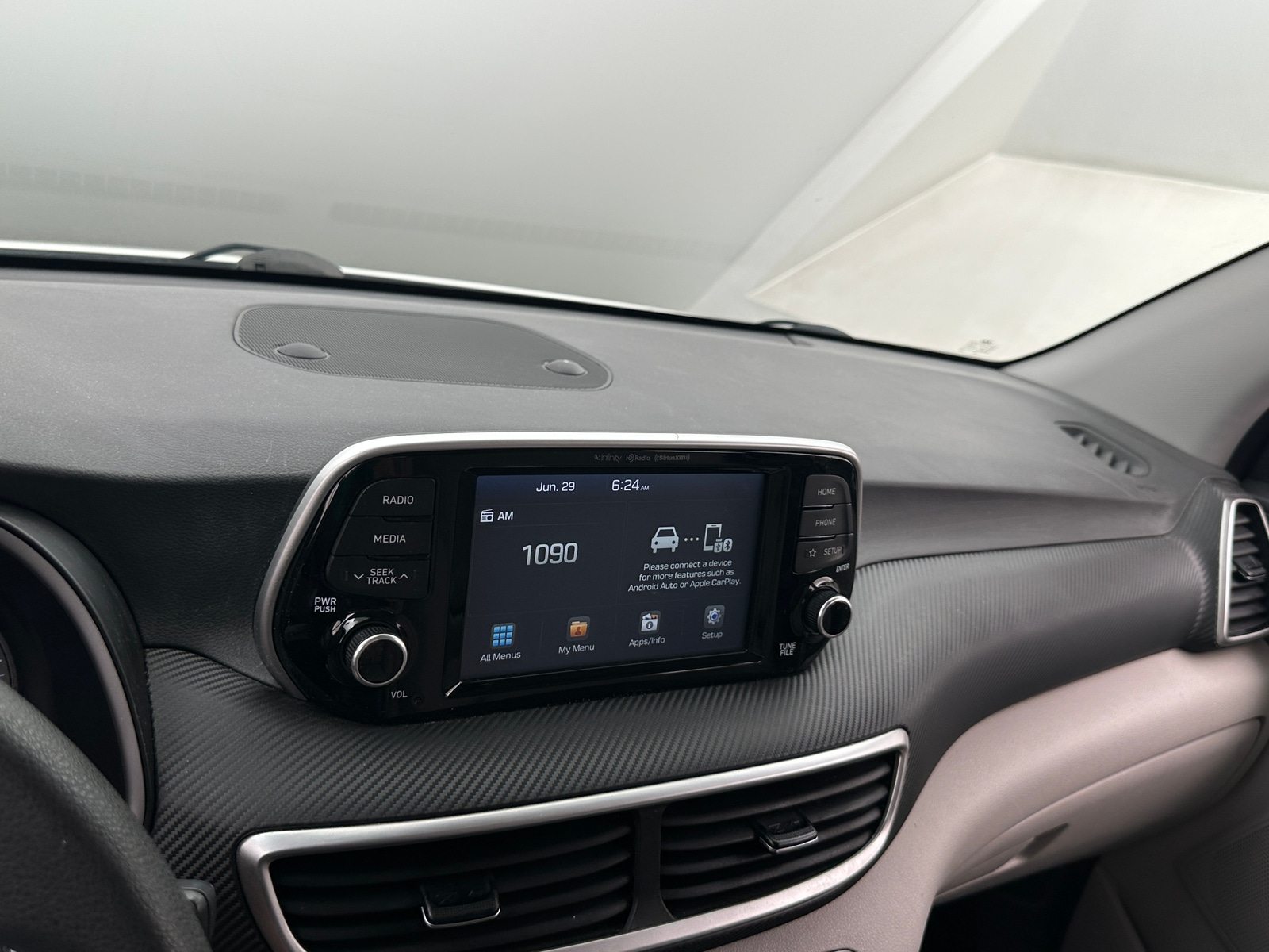 Thumbnail: 2019 Hyundai Tucson - 4