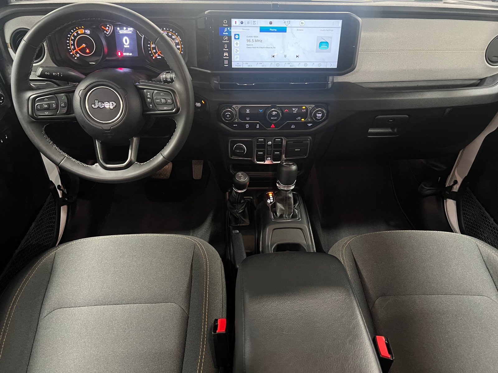 Thumbnail: 2025 Jeep Wrangler - 3