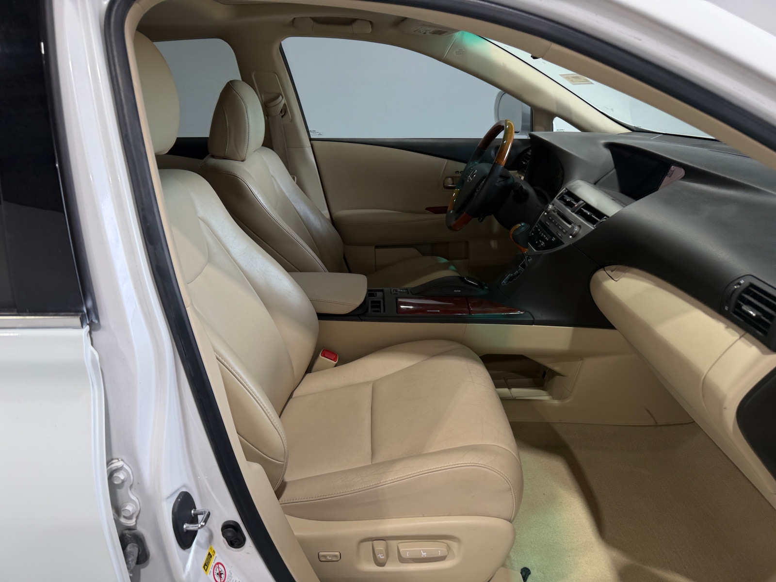 Thumbnail: 2012 Lexus RX - 2