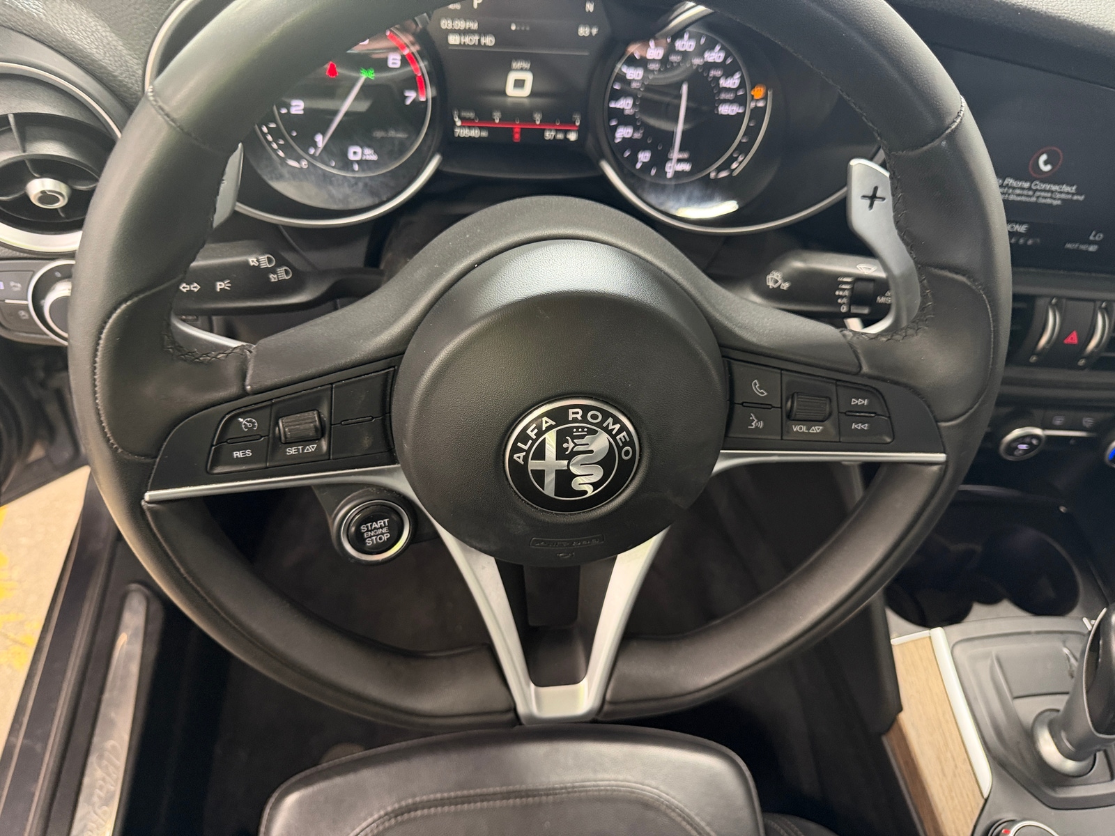 Thumbnail: 2017 Alfa Romeo Giulia - 4