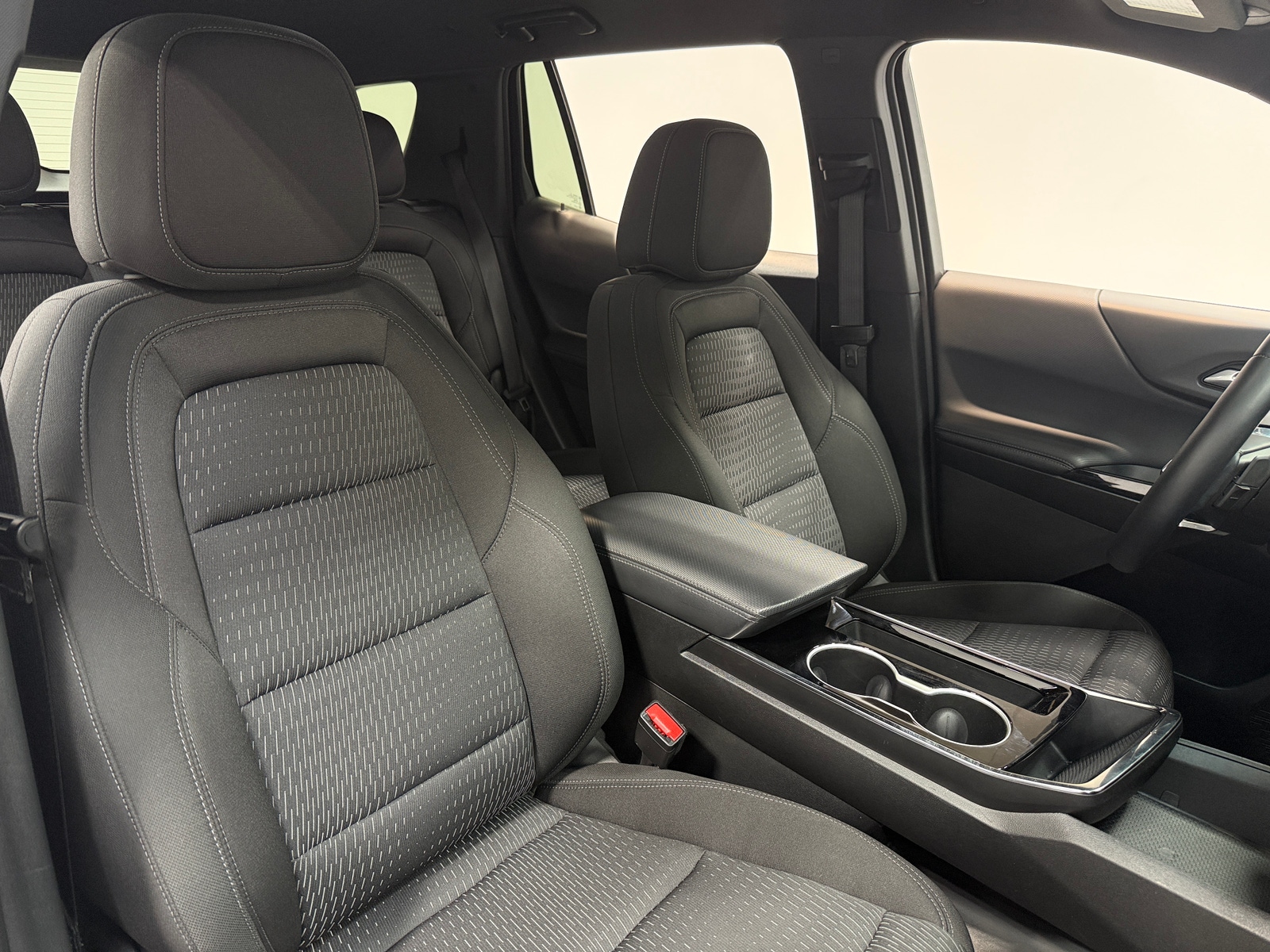 Thumbnail: 2025 Chevrolet Equinox - 2
