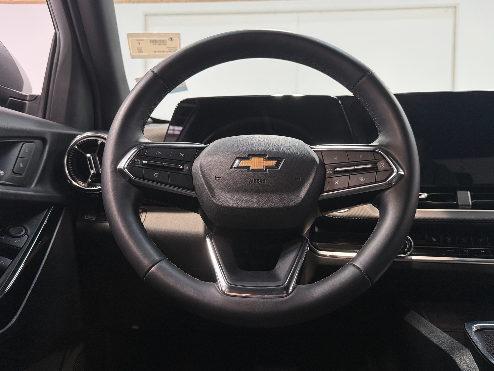 Thumbnail: 2025 Chevrolet Equinox - 5