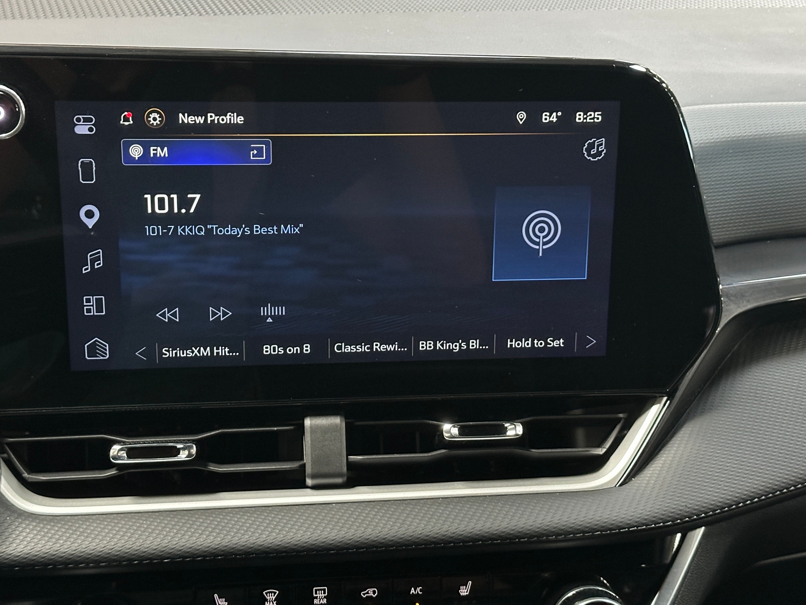 Thumbnail: 2025 Chevrolet Equinox - 4