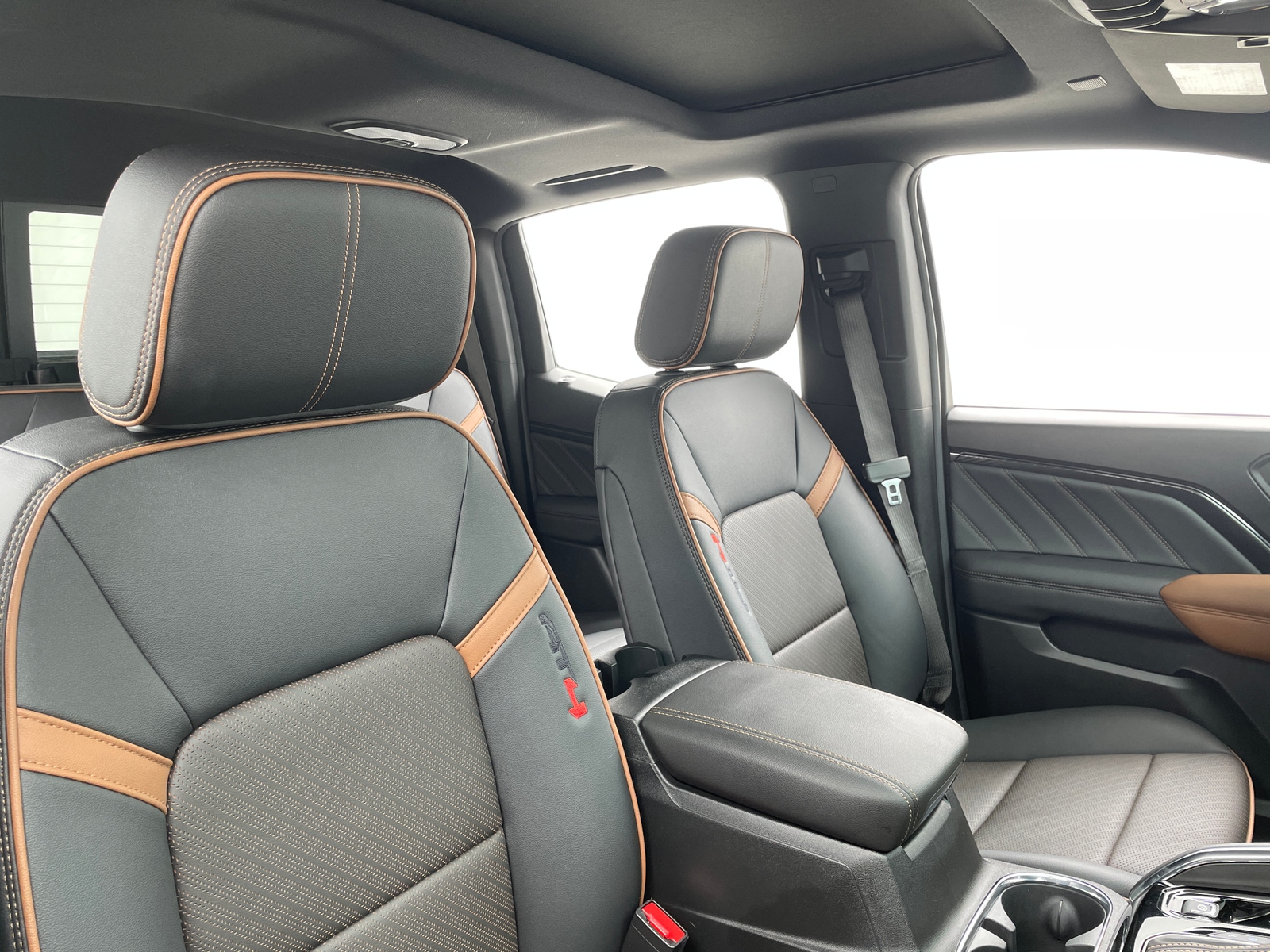 Thumbnail: 2024 GMC Canyon - 2