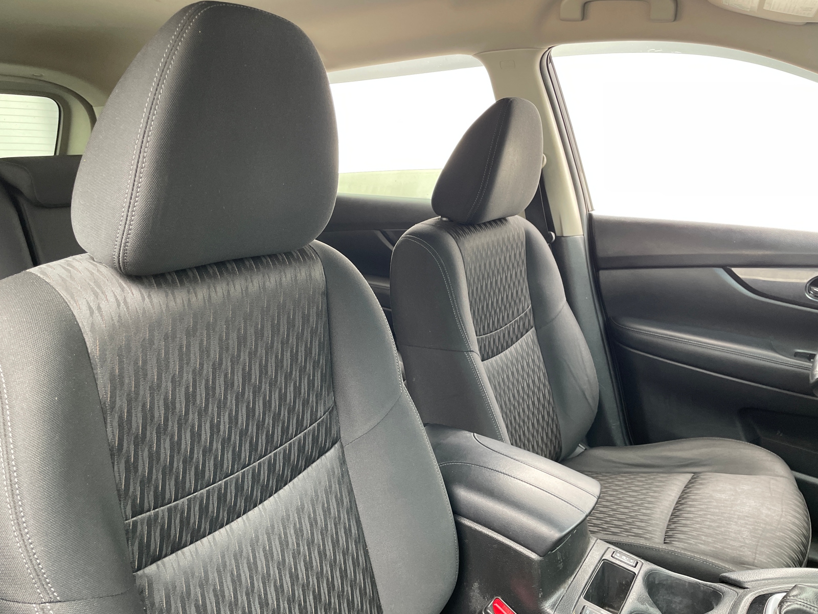Thumbnail: 2018 Nissan Rogue - 2
