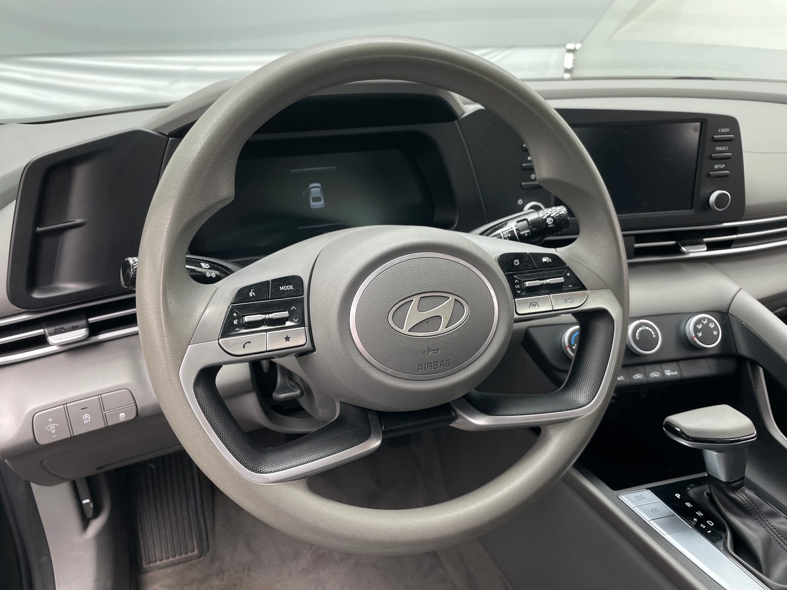 Thumbnail: 2024 Hyundai Elantra - 5