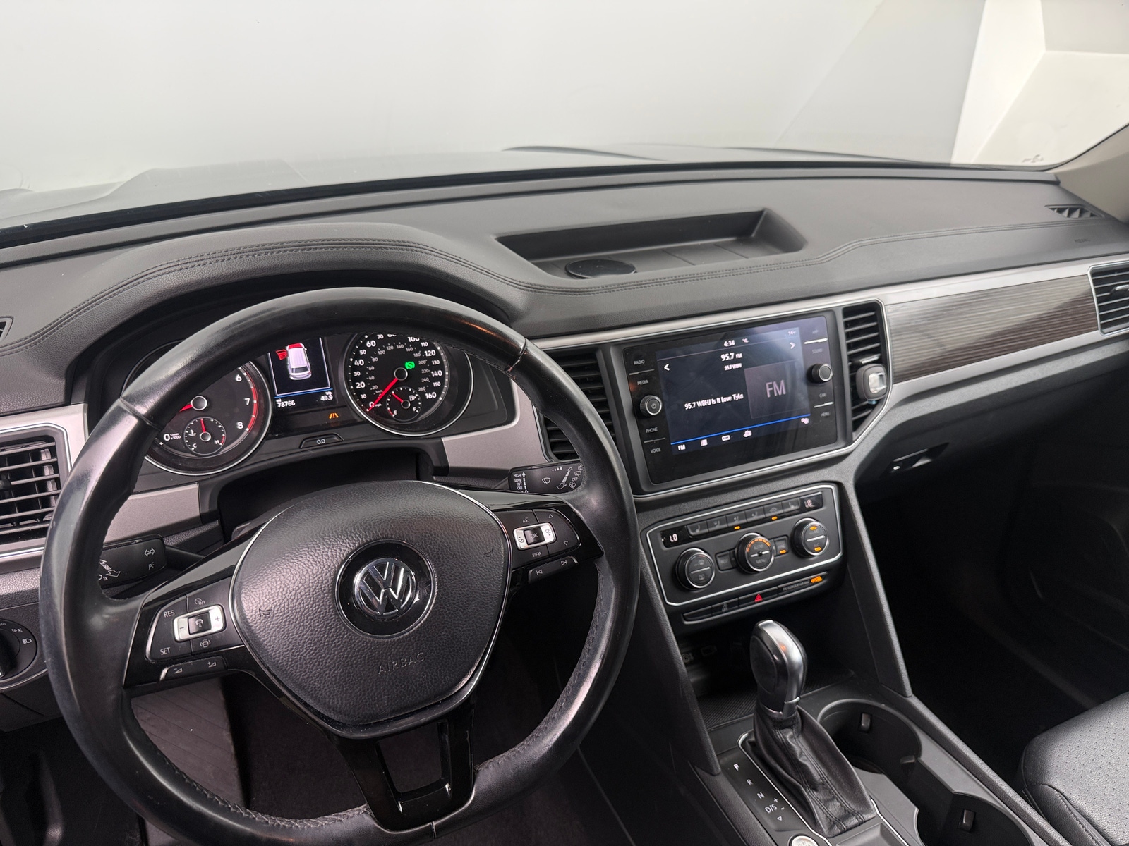 Thumbnail: 2019 Volkswagen Atlas - 2