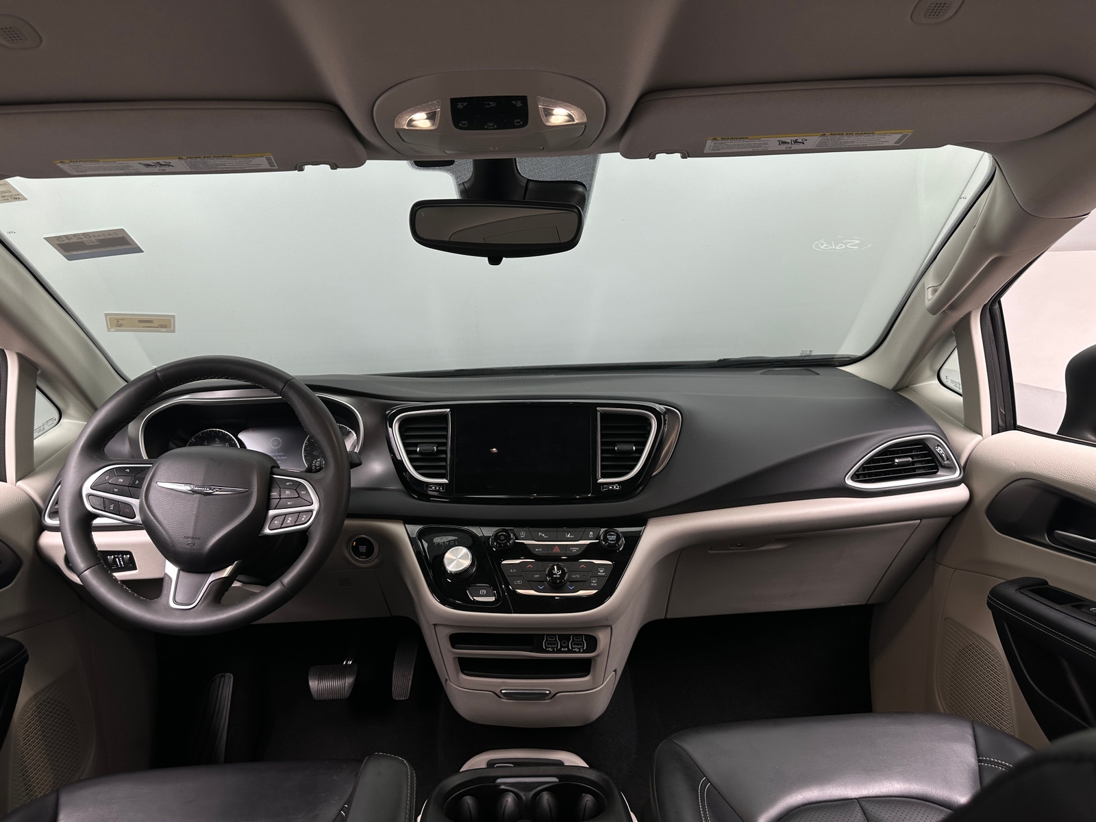 Thumbnail: 2023 Chrysler Pacifica - 2