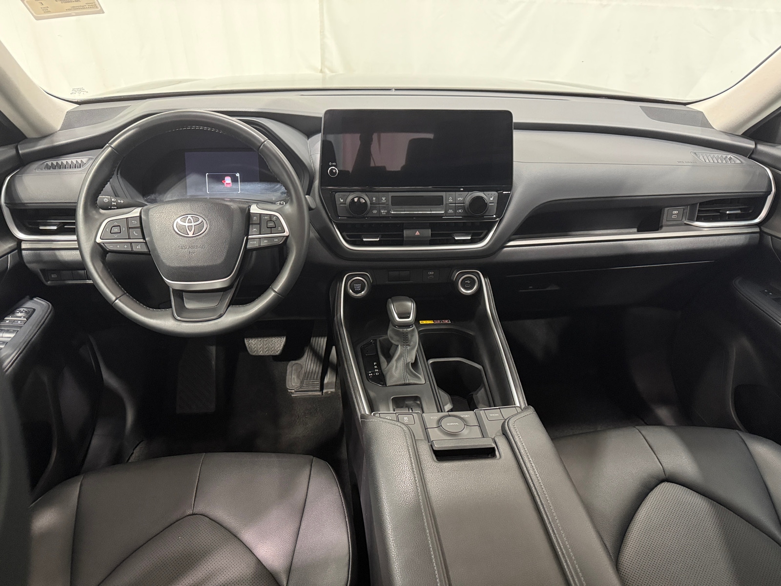 Thumbnail: 2025 Toyota Grand Highlander - 3