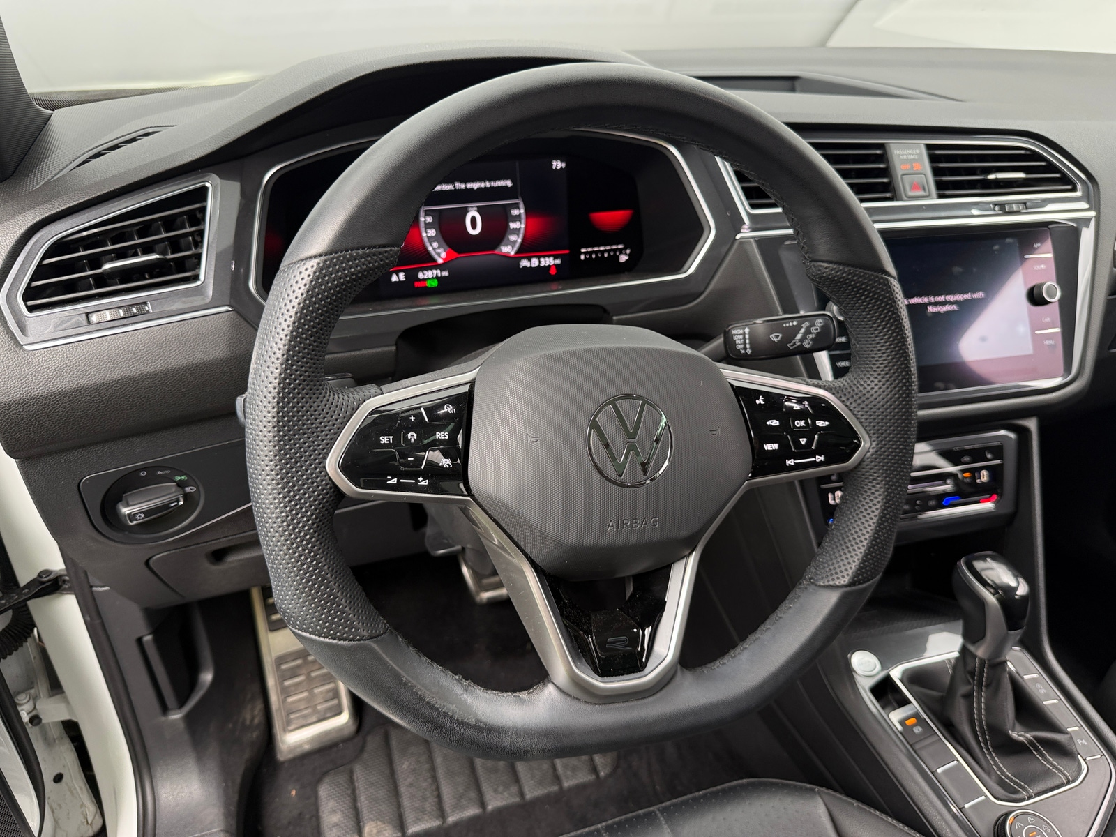 Thumbnail: 2022 Volkswagen Tiguan - 4