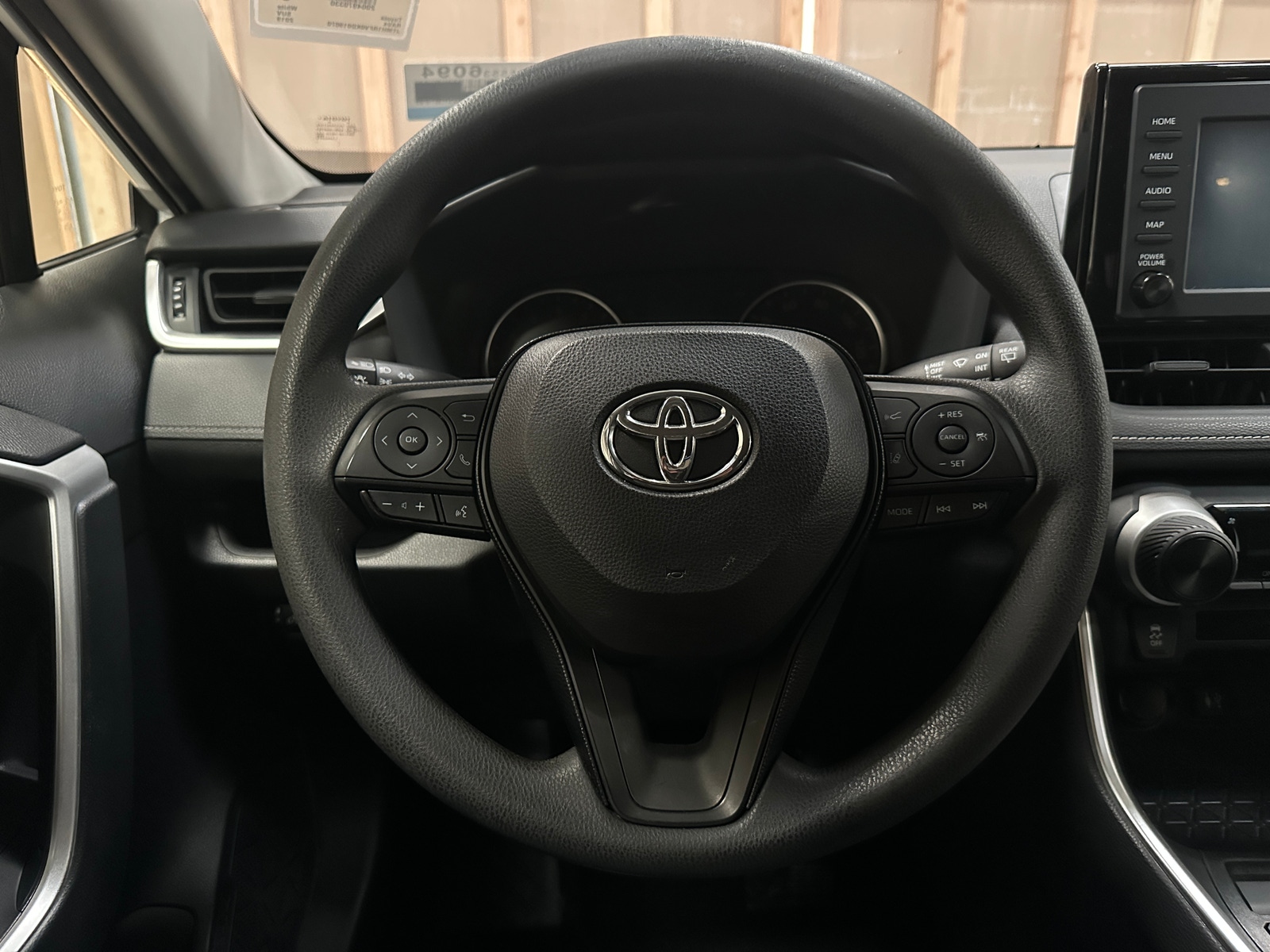 Thumbnail: 2019 Toyota RAV4 - 5