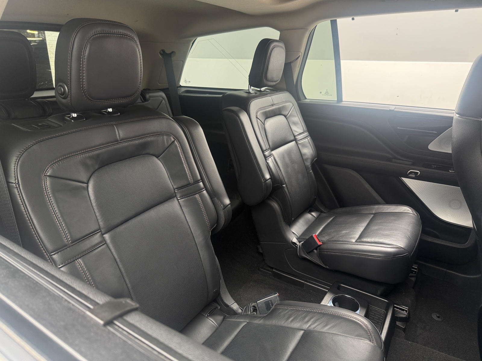 Thumbnail: 2020 Lincoln Aviator - 5