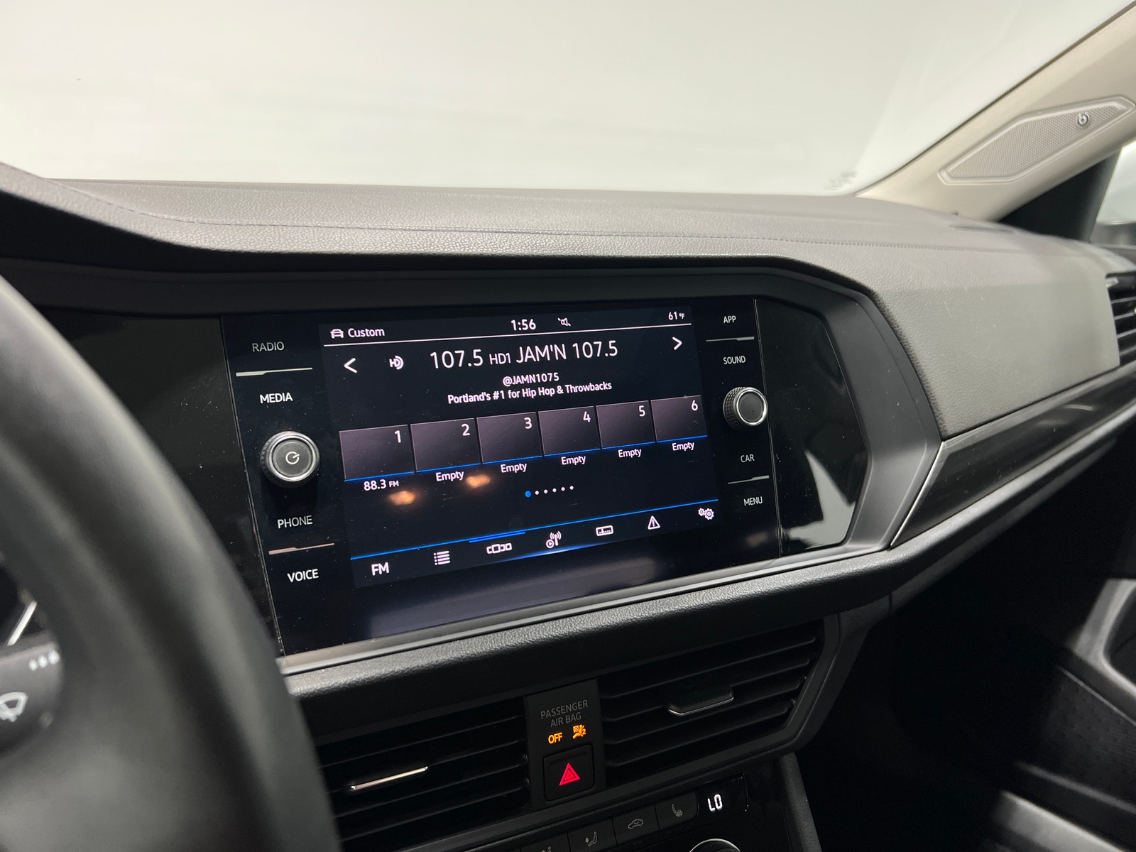 Thumbnail: 2021 Volkswagen Jetta - 3