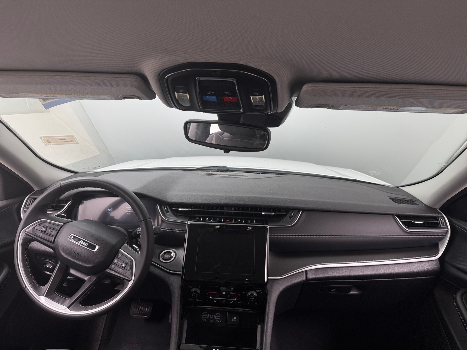 Thumbnail: 2023 Jeep Grand Cherokee - 3