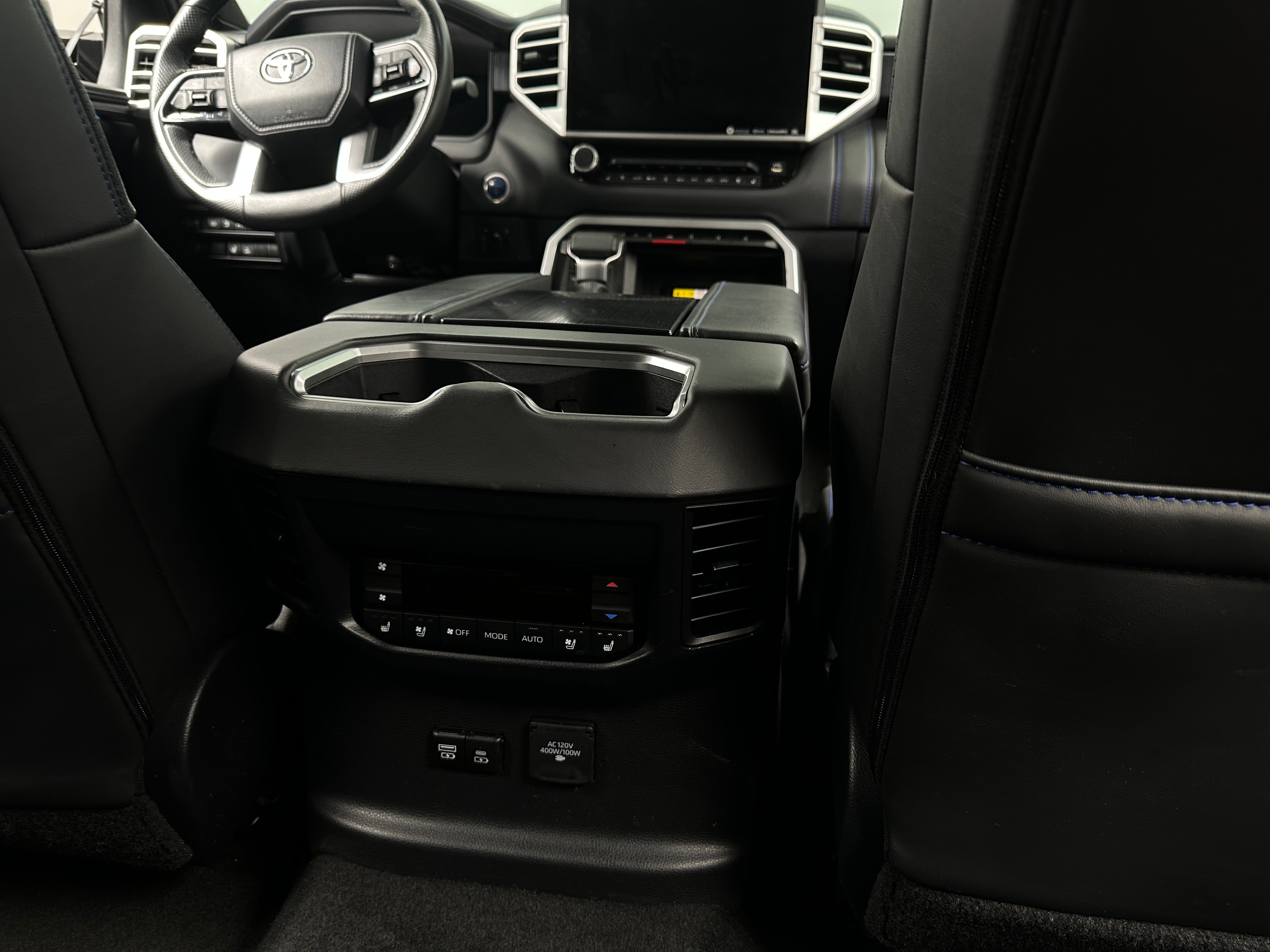 2023 Toyota Sequoia Platinum - Photo 5