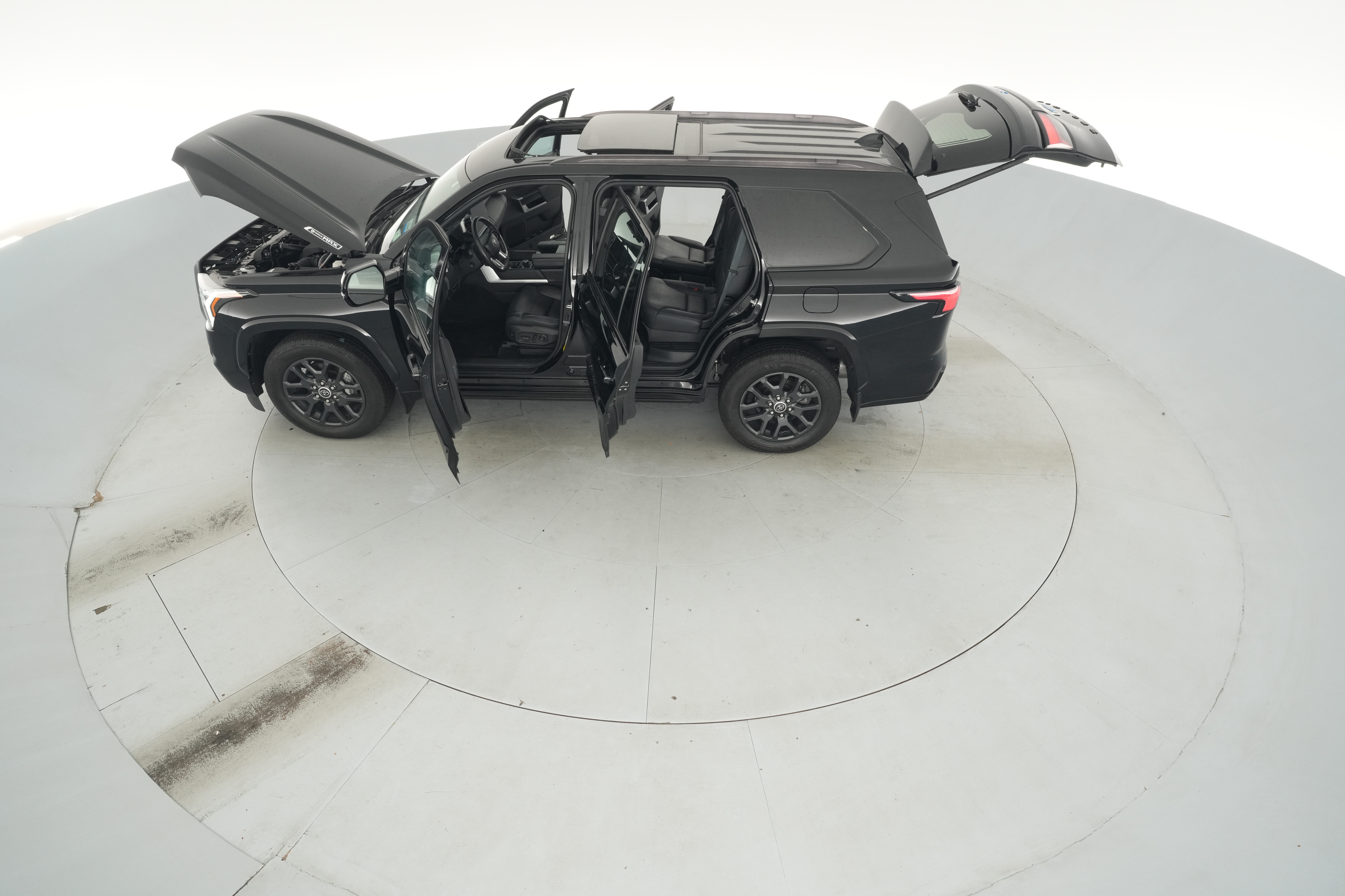 2023 Toyota Sequoia Platinum - Photo 48