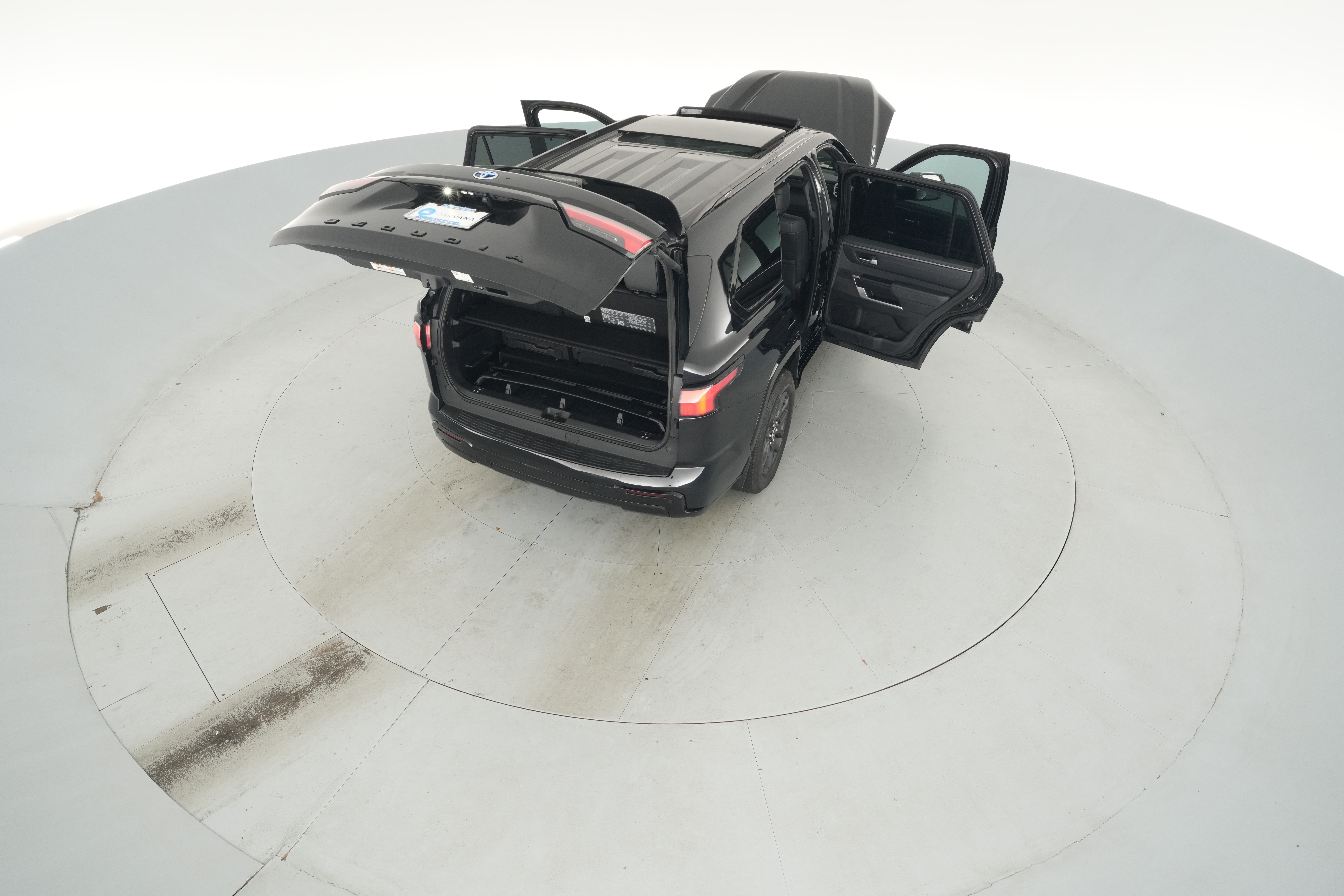 2023 Toyota Sequoia Platinum - Photo 53