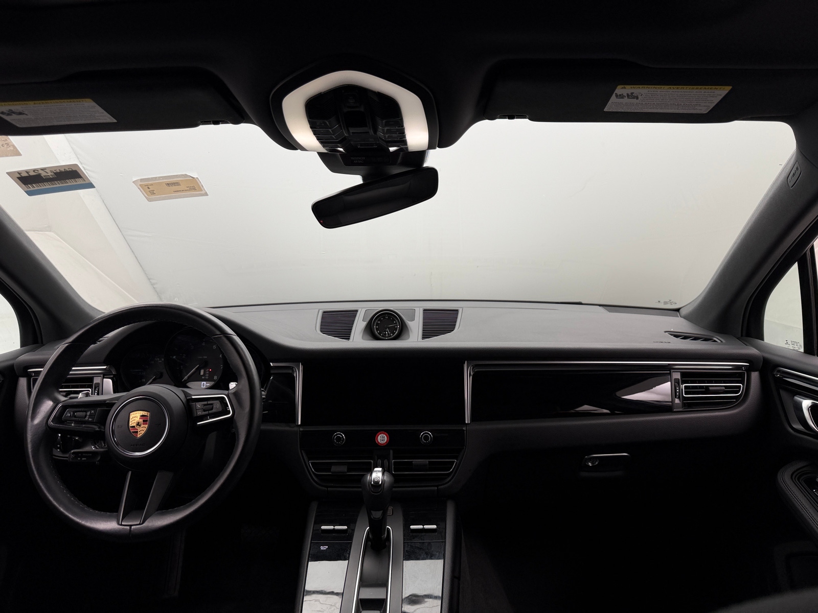 Thumbnail: 2022 Porsche Macan - 2