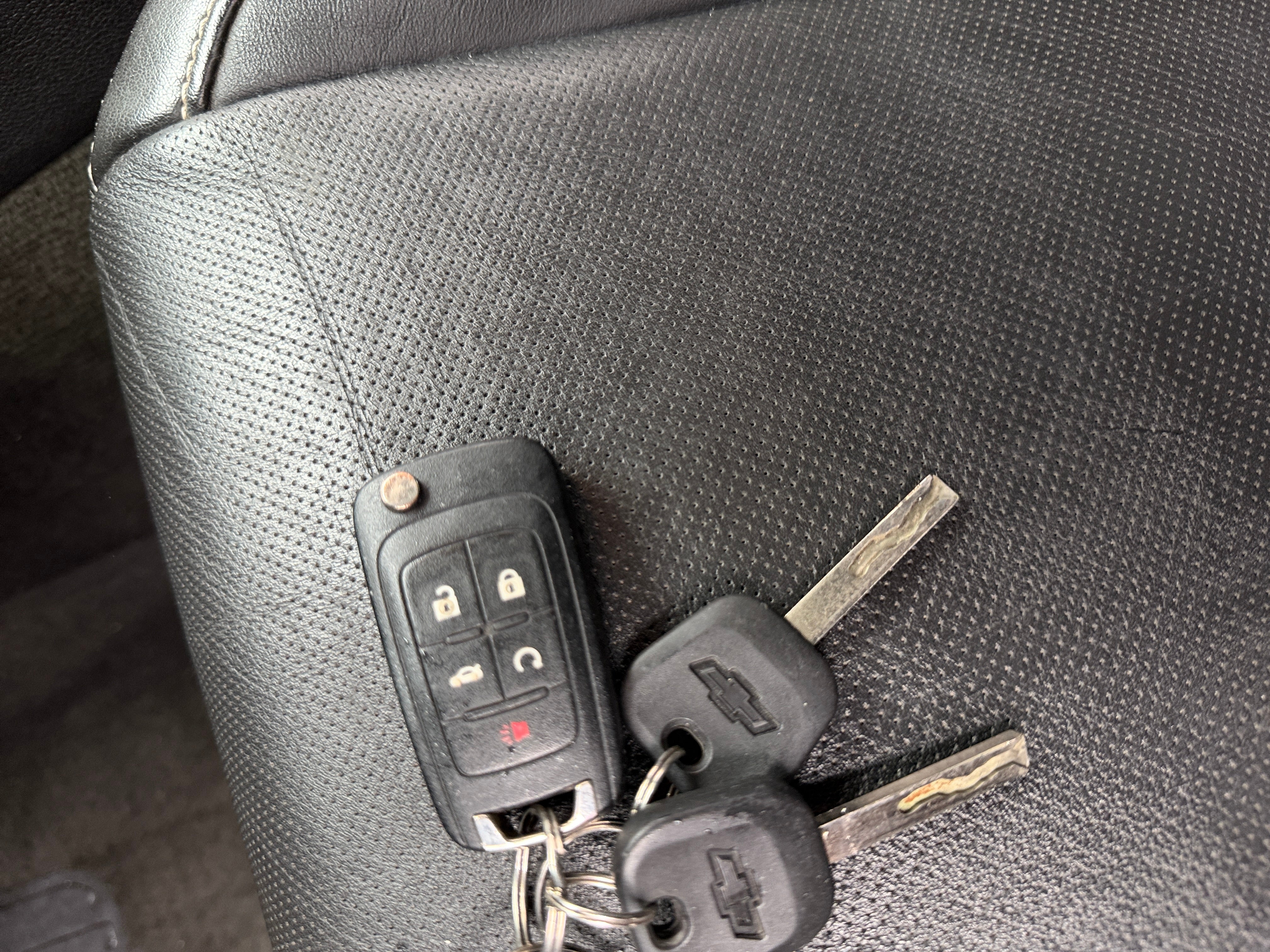 2G1FK1EJ5A9176585
