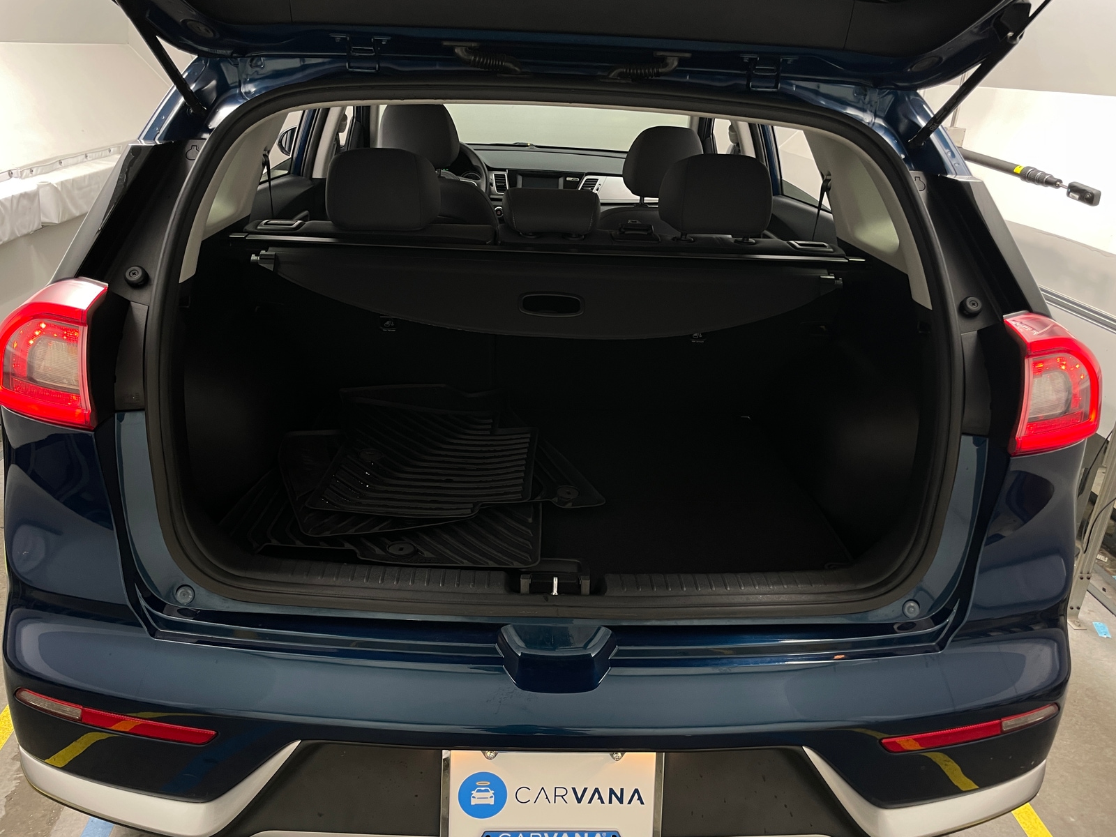 Thumbnail: 2019 Kia Niro - 7