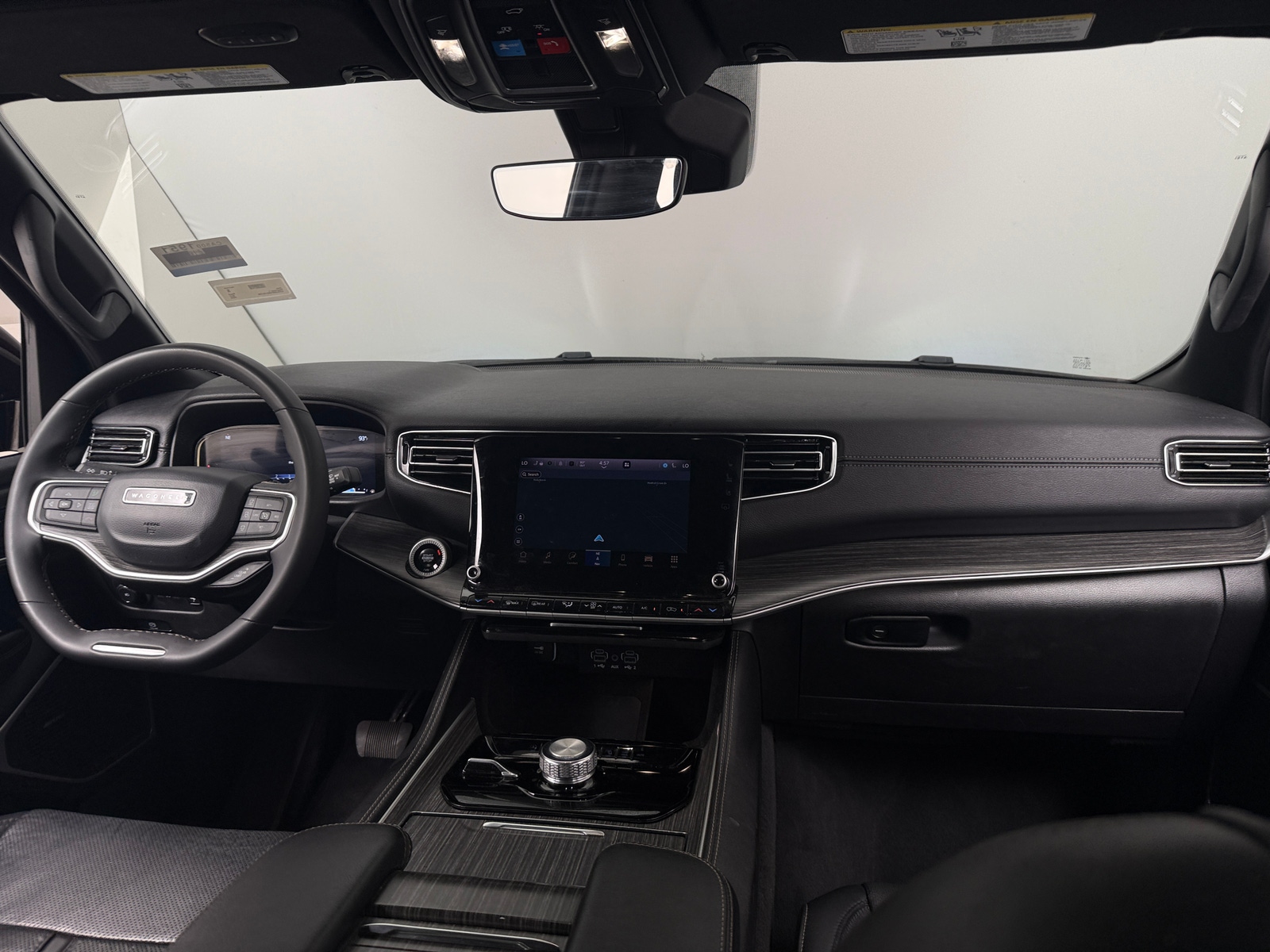 Thumbnail: 2024 Jeep Wagoneer - 2