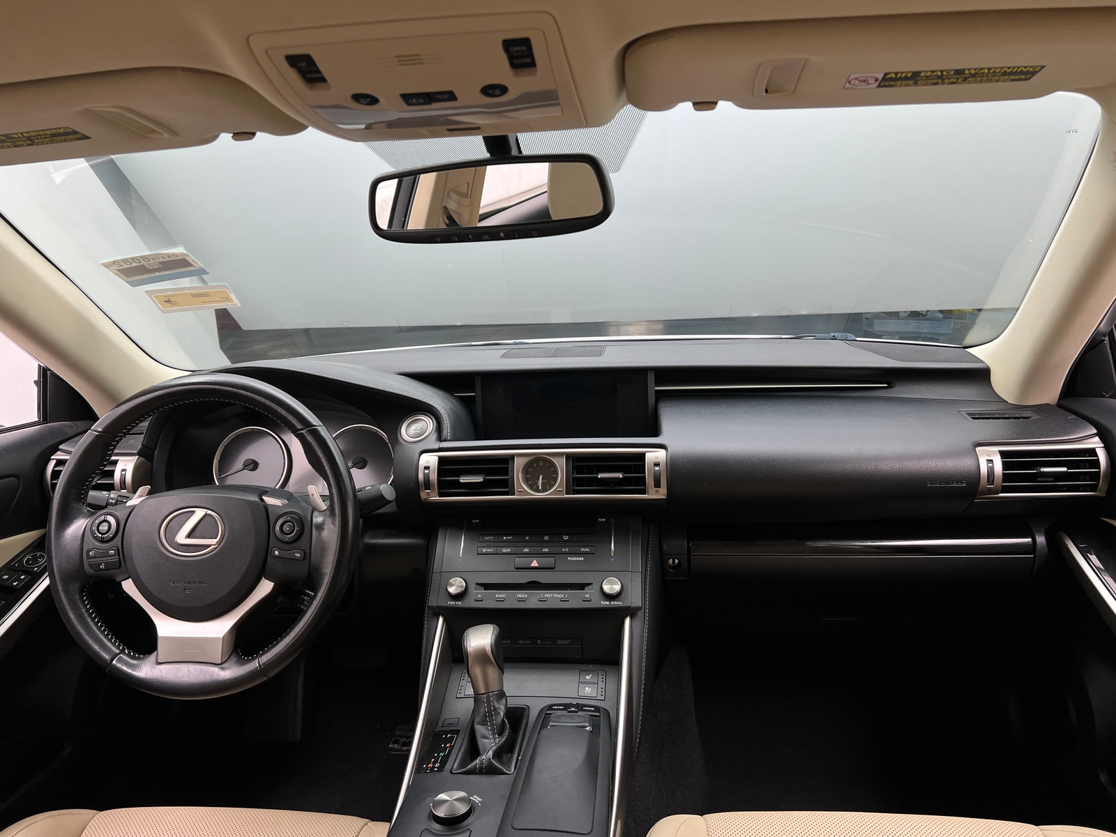 Thumbnail: 2015 Lexus IS - 2