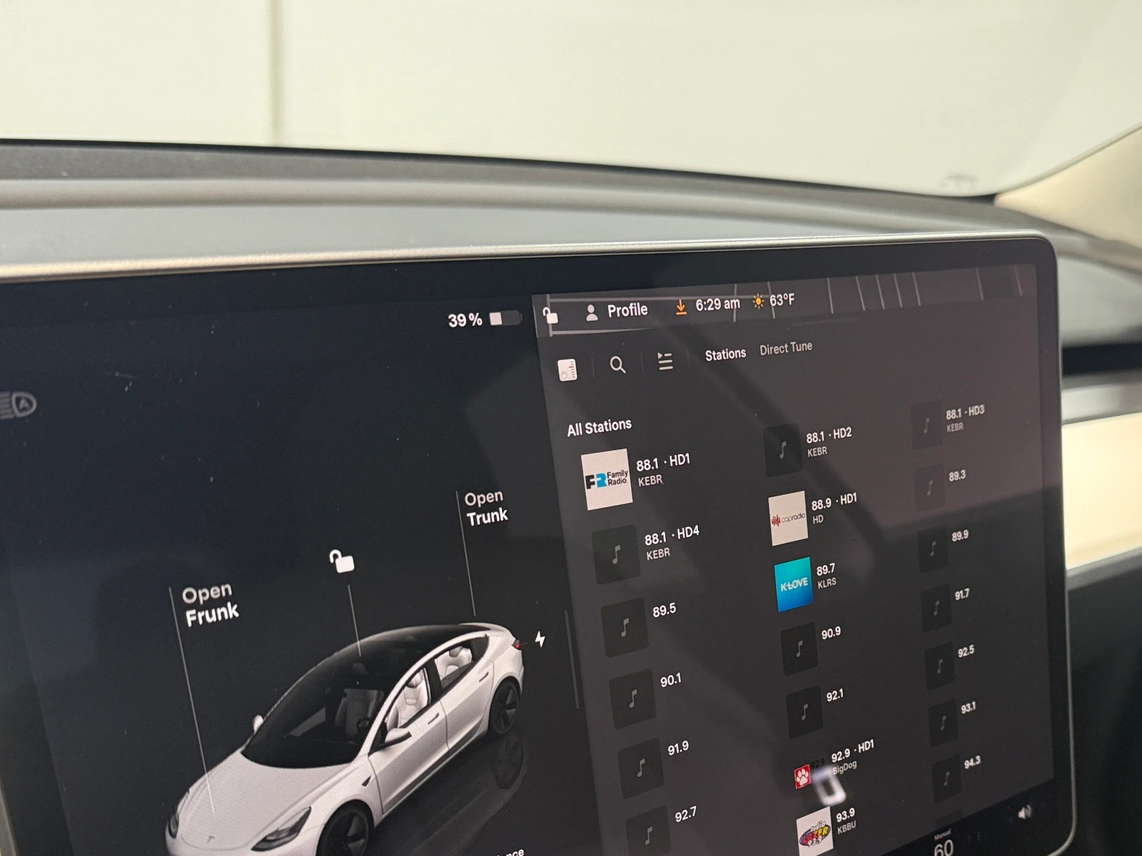 Thumbnail: 2023 Tesla Model 3 - 3