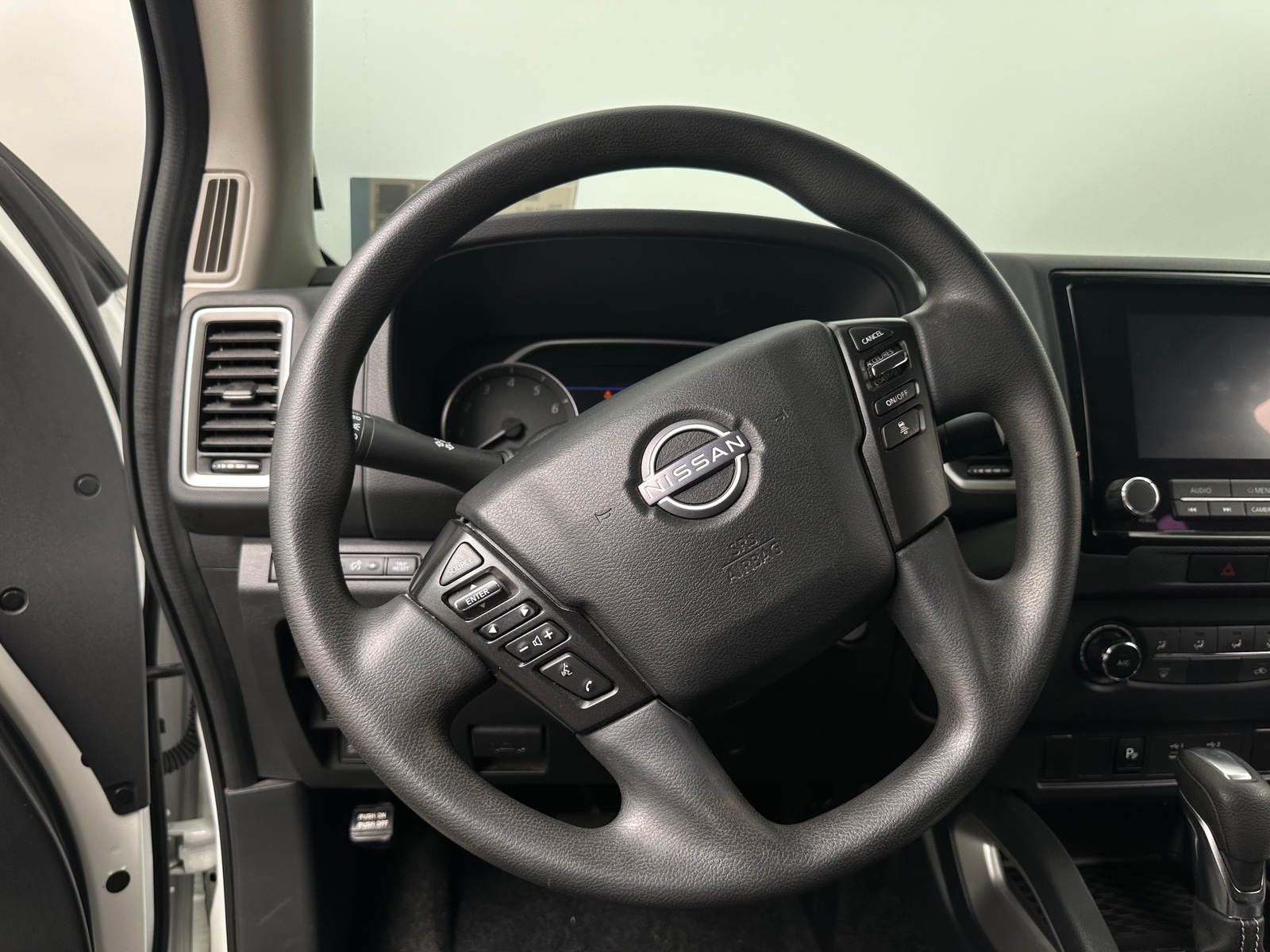Thumbnail: 2022 Nissan Frontier - 5