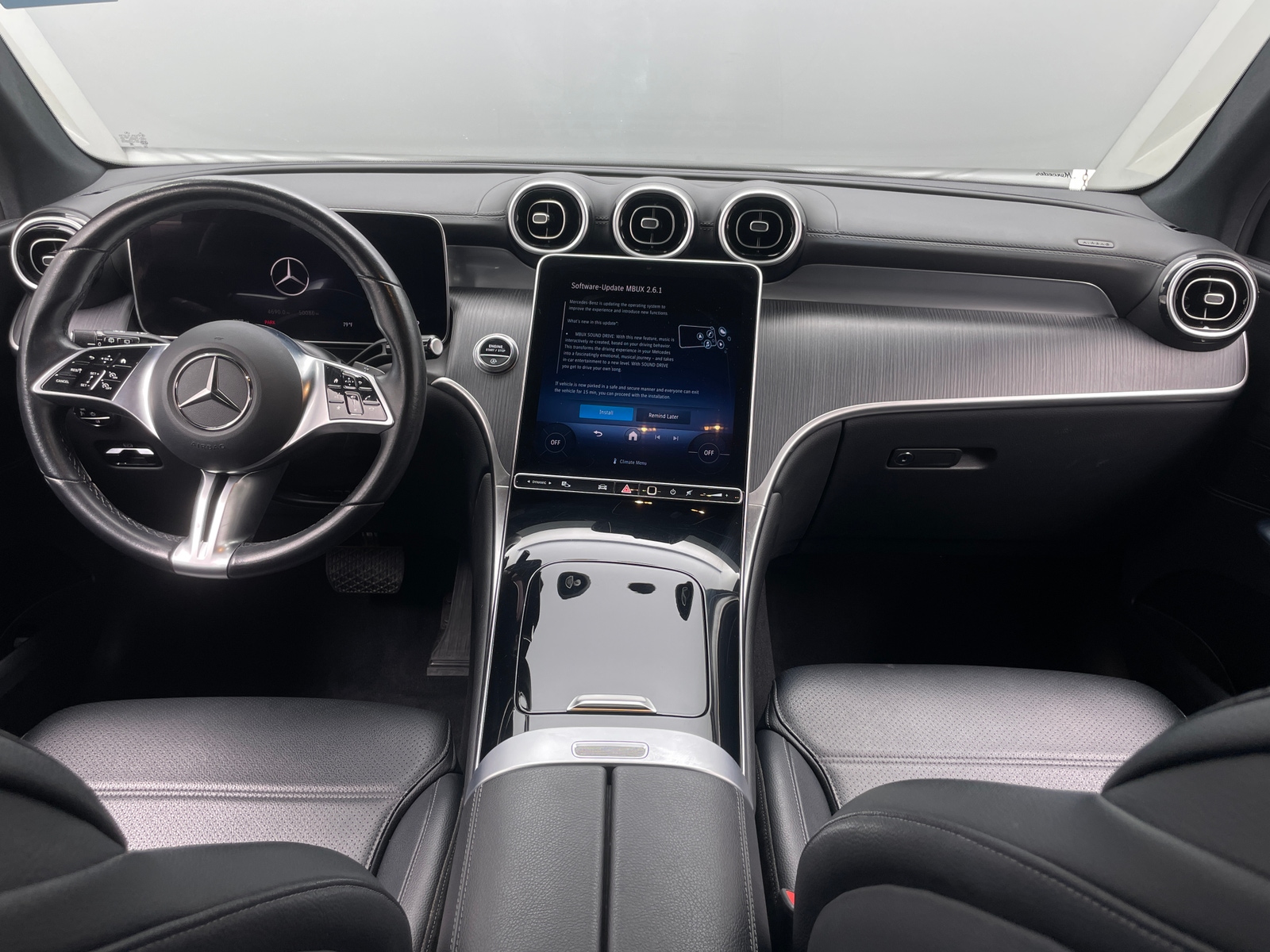 Thumbnail: 2024 Mercedes-Benz GLC - 2