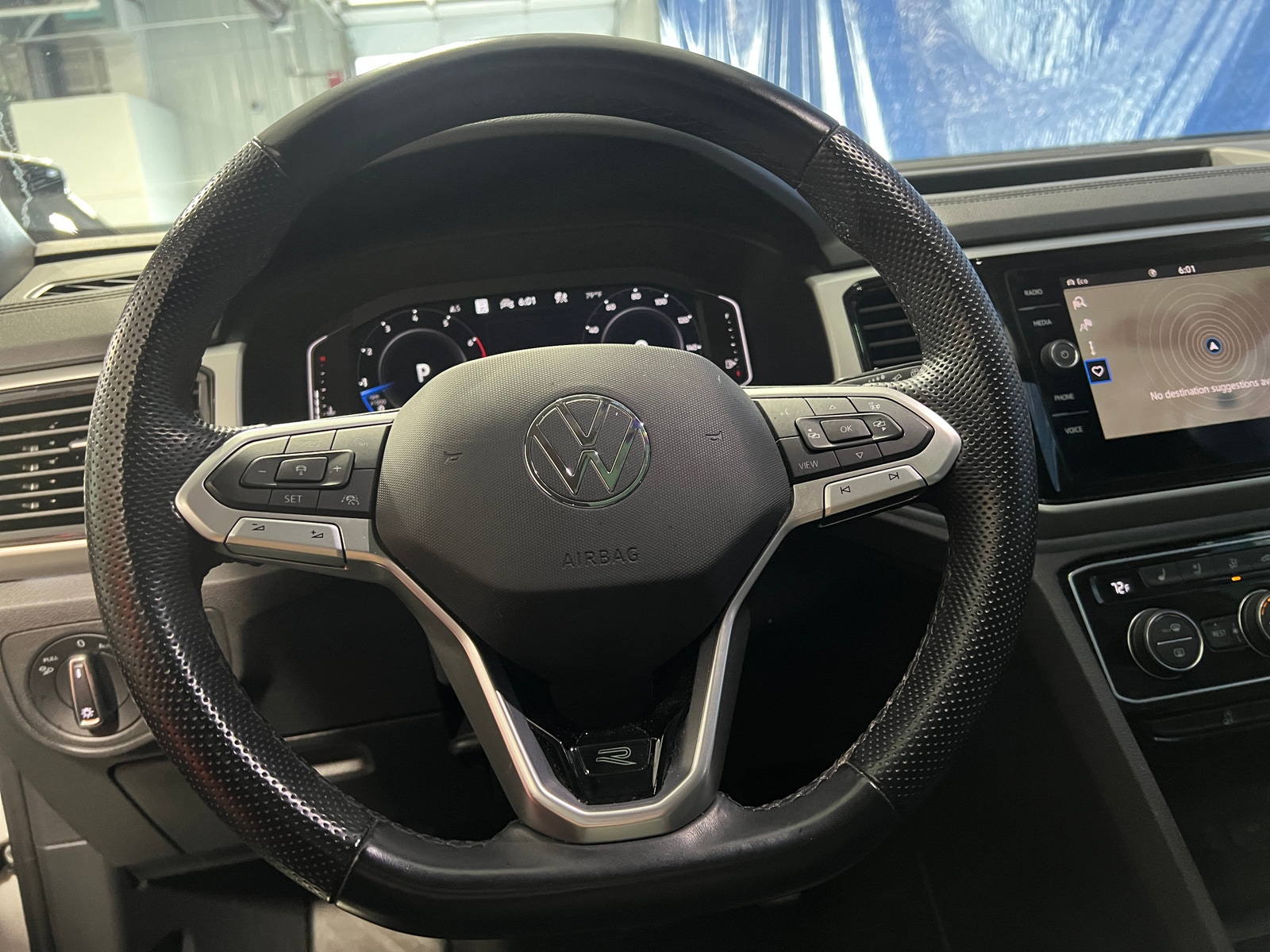 Thumbnail: 2023 Volkswagen Atlas - 4
