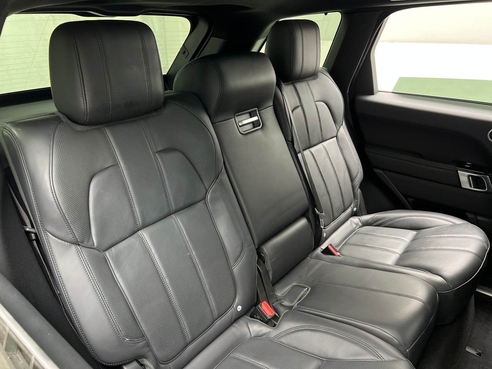 Thumbnail: 2016 Land Rover Range Rover Sport - 5