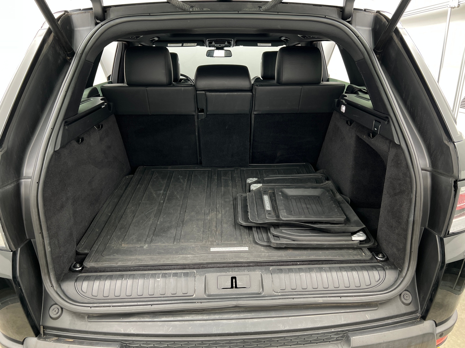 Thumbnail: 2016 Land Rover Range Rover Sport - 6