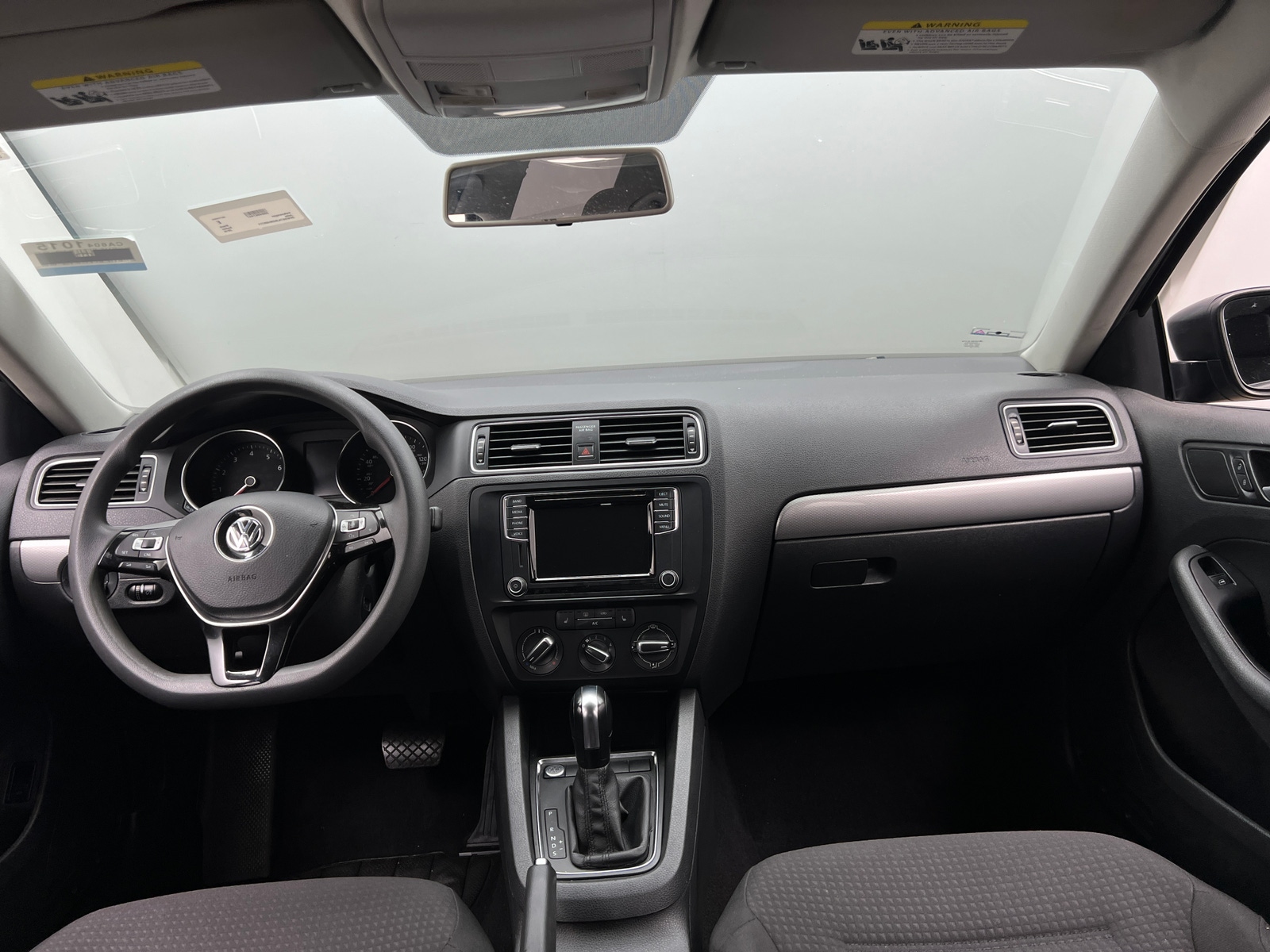 Thumbnail: 2016 Volkswagen Jetta - 3