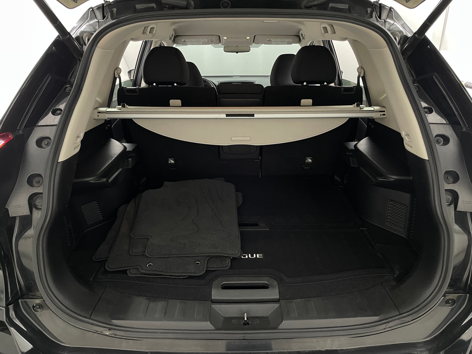 Thumbnail: 2018 Nissan Rogue - 7