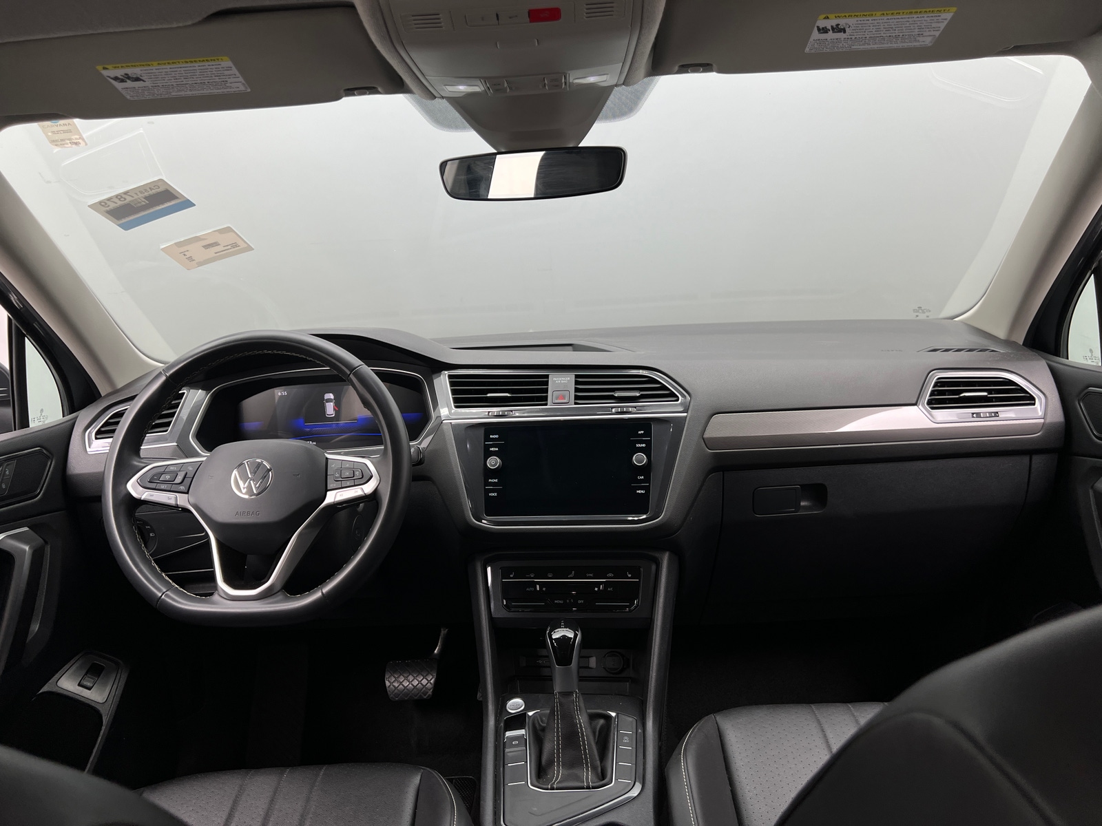 Thumbnail: 2024 Volkswagen Tiguan - 2