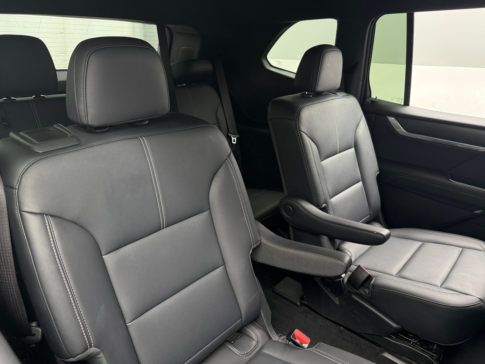 Thumbnail: 2024 GMC Acadia - 5