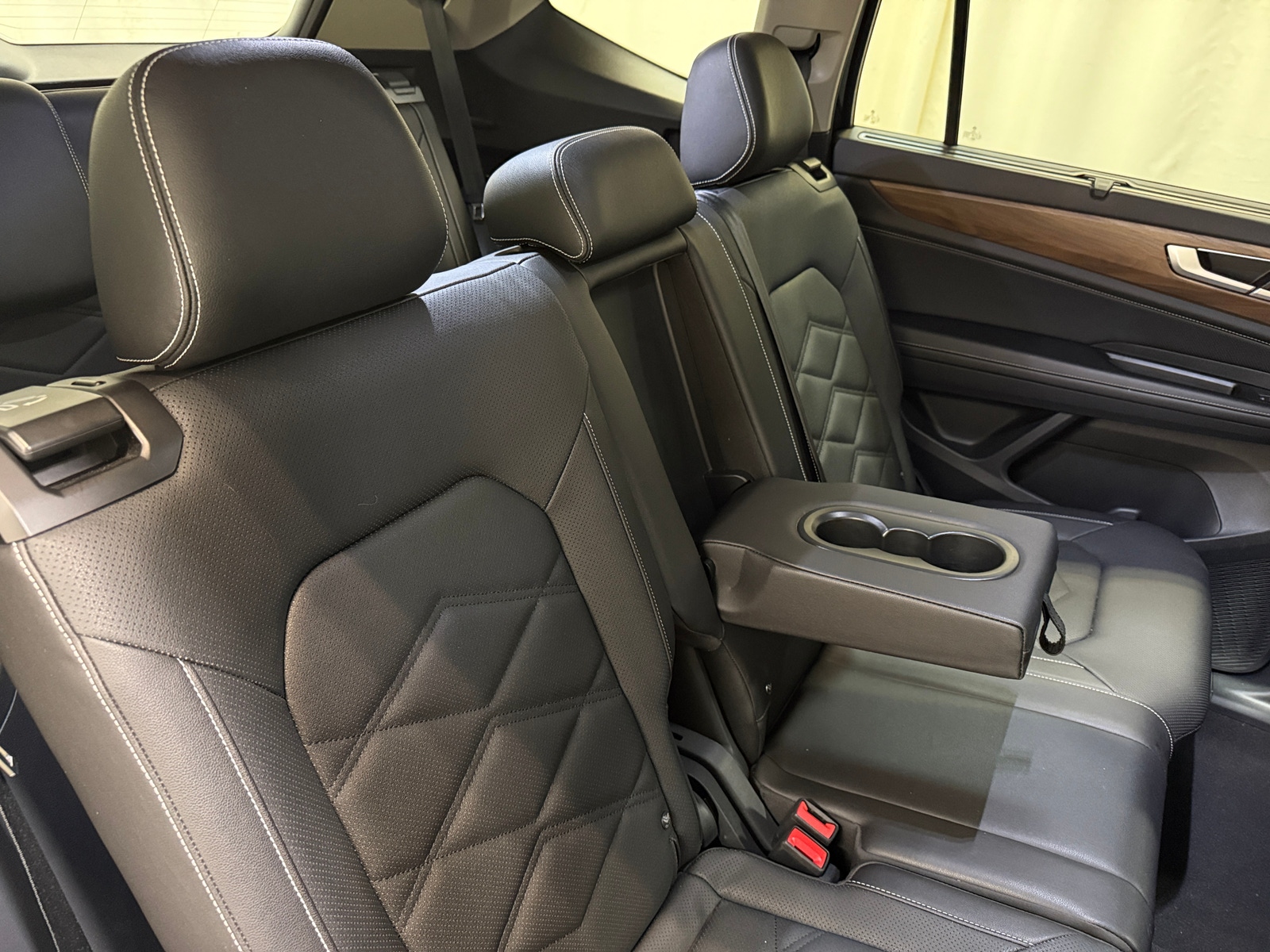 Thumbnail: 2026 Volkswagen Atlas - 5