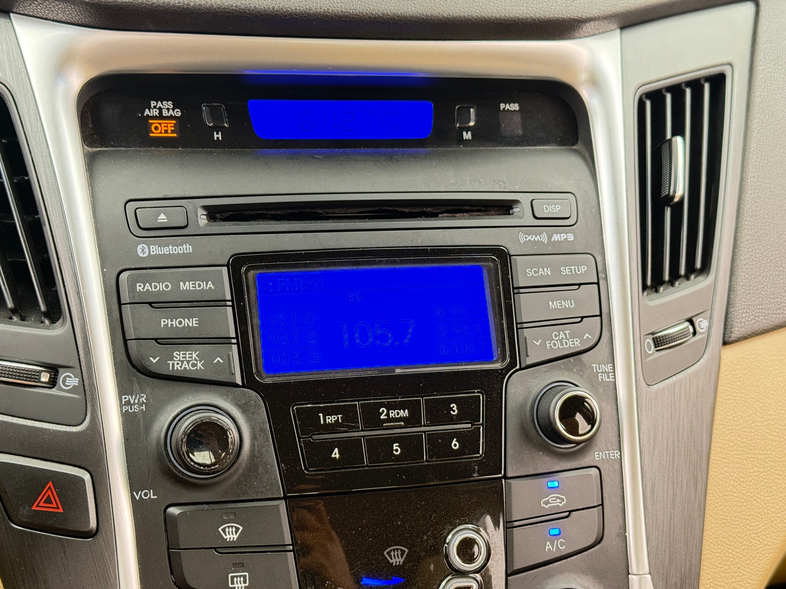 Thumbnail: 2013 Hyundai Sonata - 4