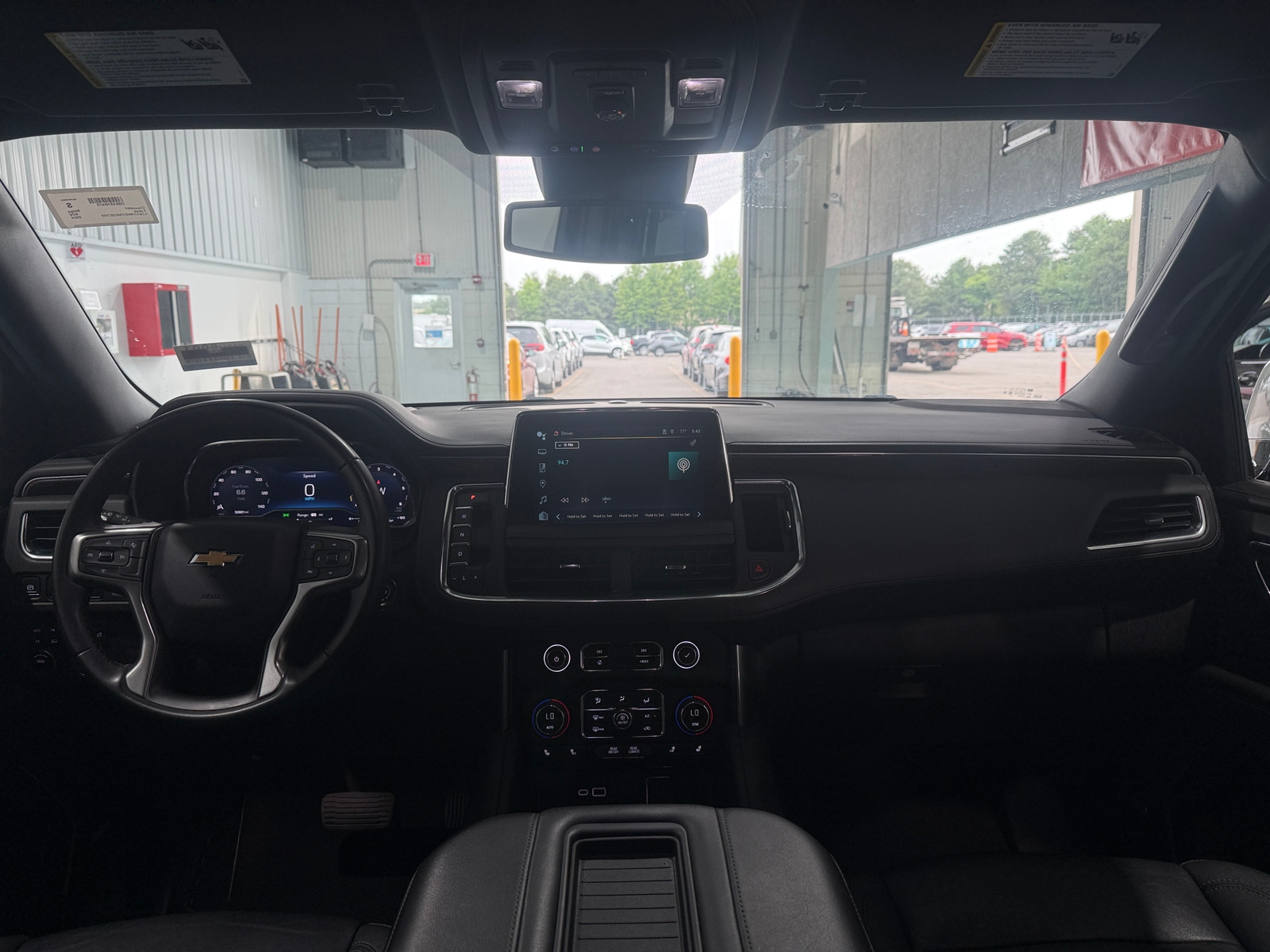 Thumbnail: 2024 Chevrolet Tahoe - 2