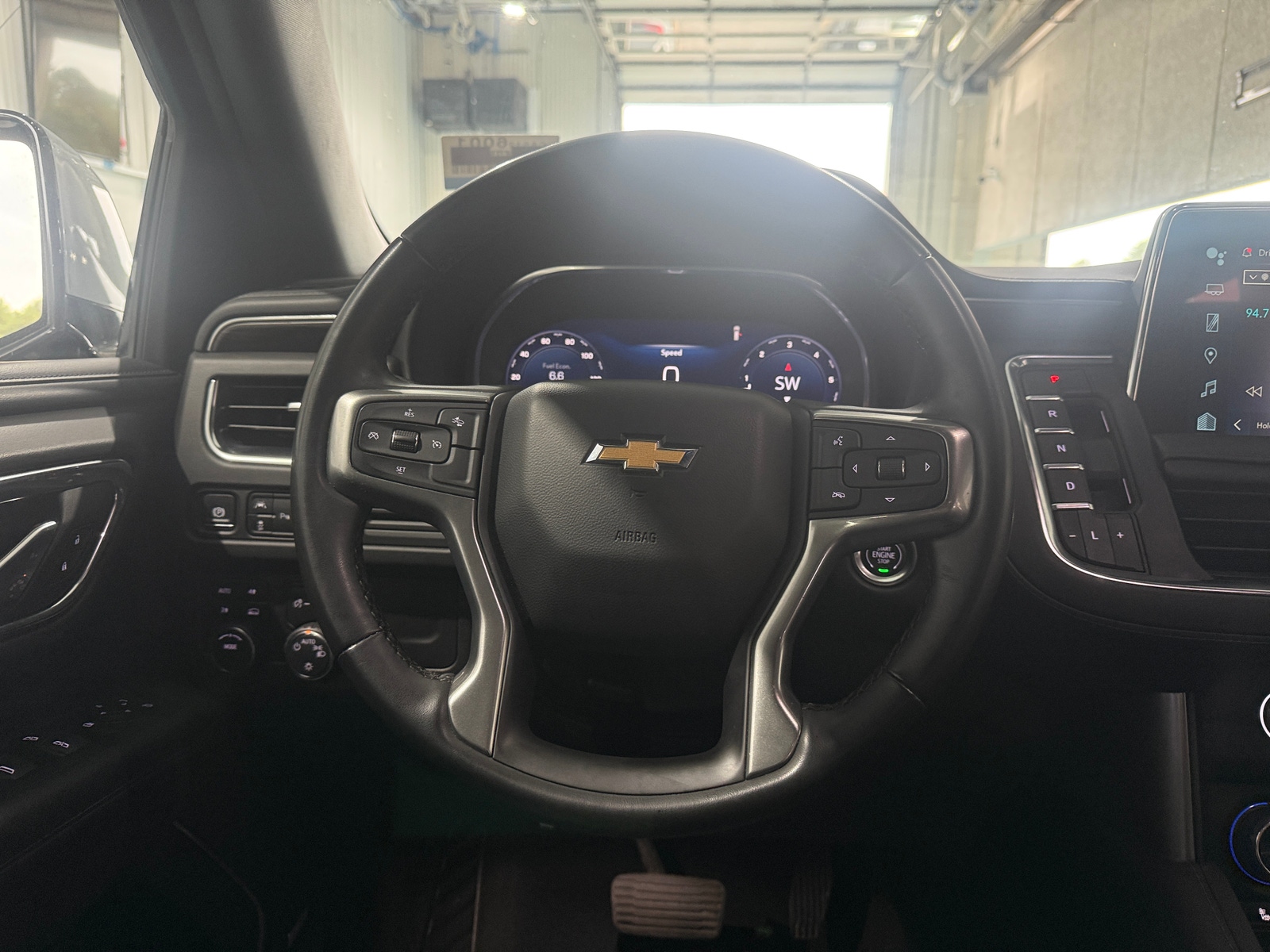 Thumbnail: 2024 Chevrolet Tahoe - 4
